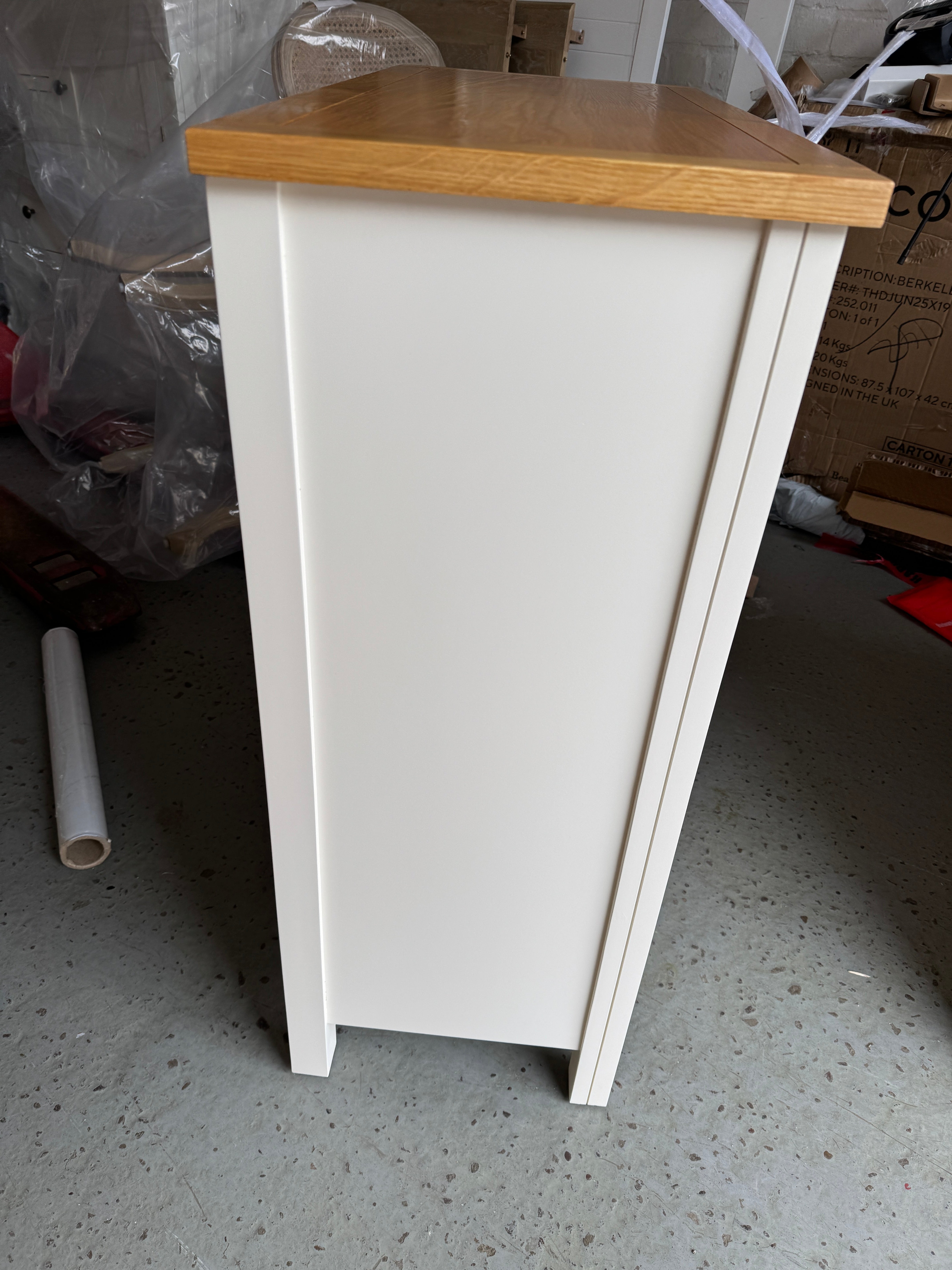 SIMPLY COTSWOLD CLASSIC CREAM
5 Drawer Chest Quality Furniture Clearance Ltd
