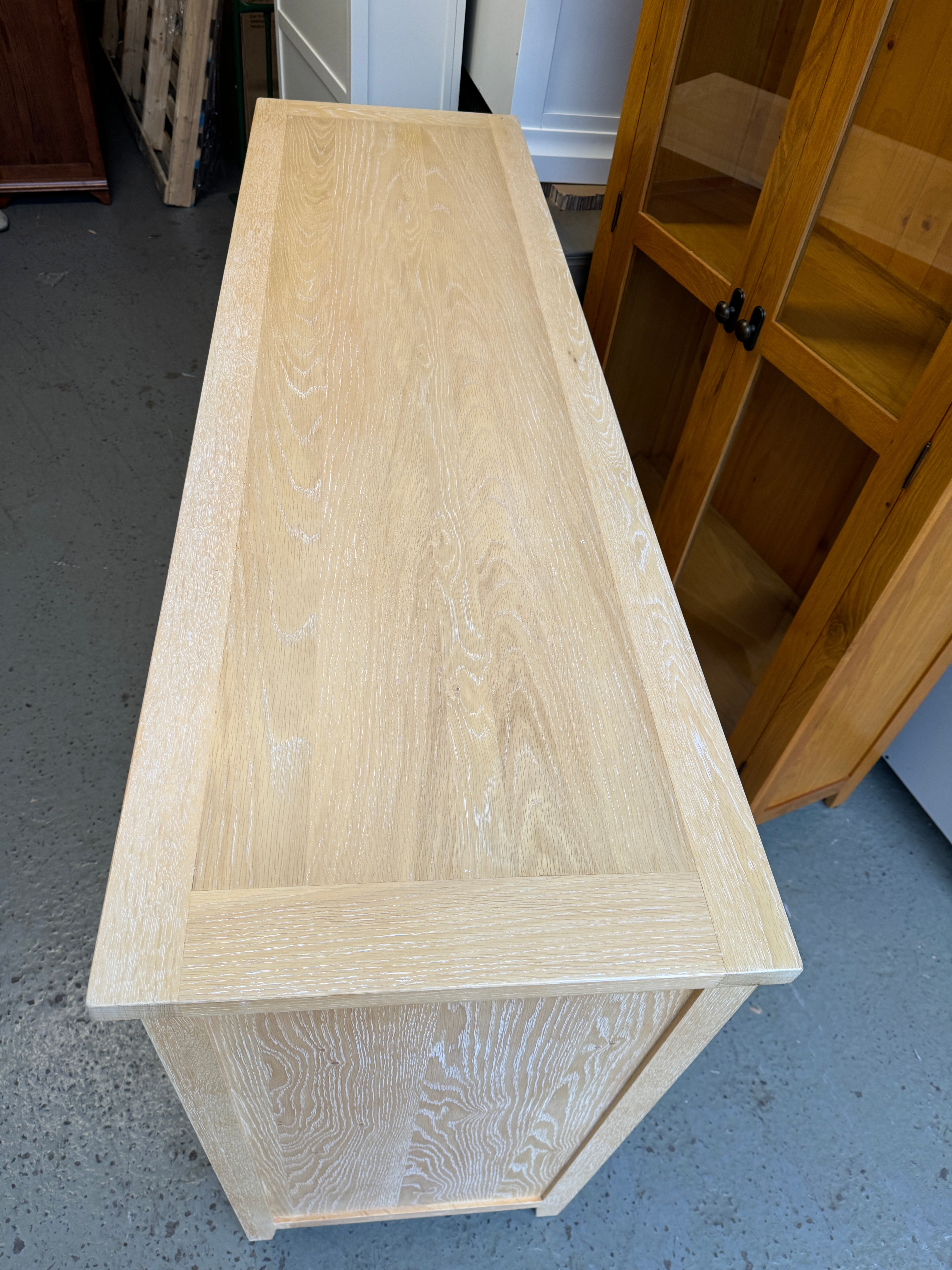 INGLESHAM WHITEWASH OAK 10 Drawer Chest Quality Furniture Clearance Ltd