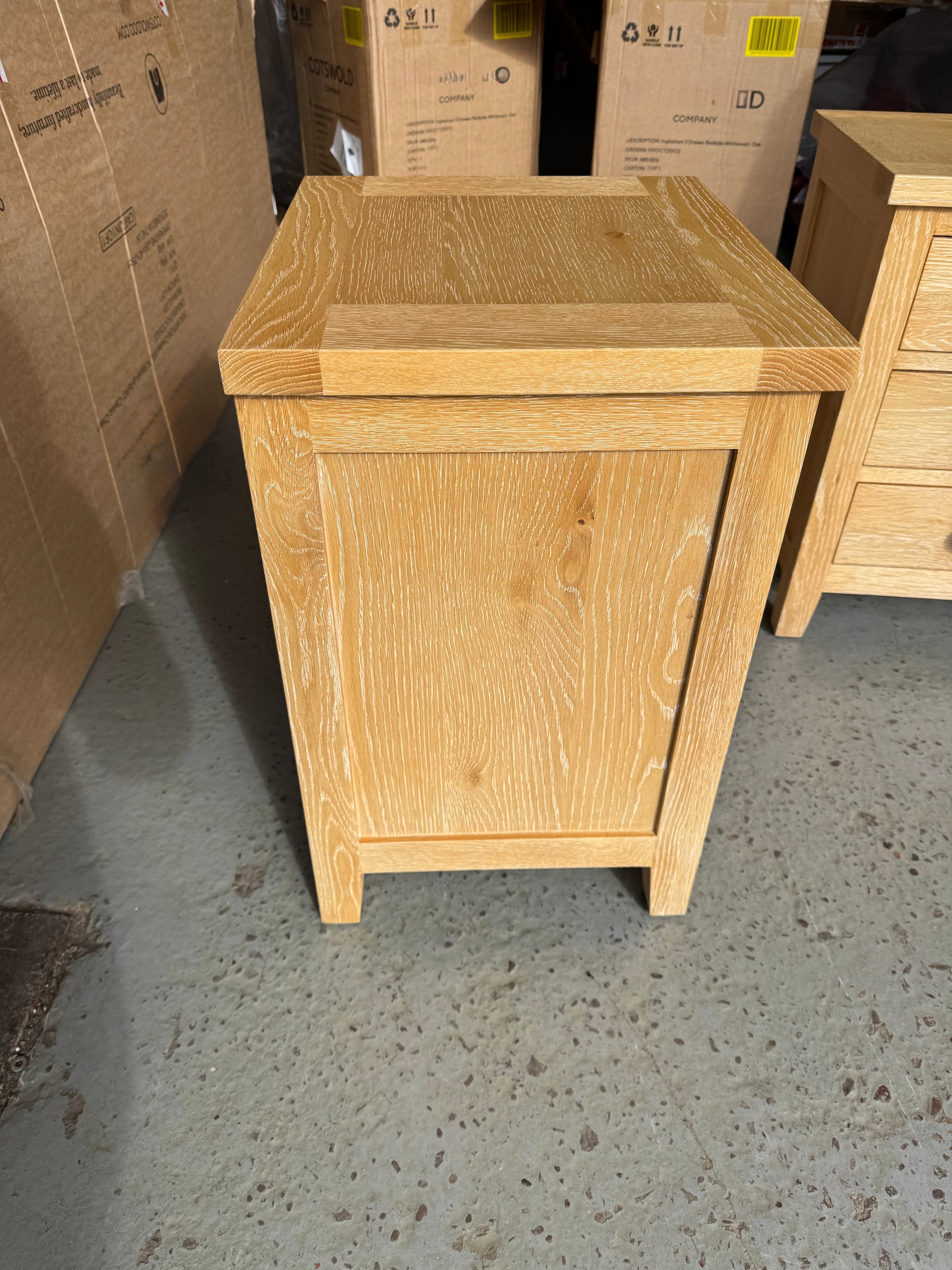 INGLESHAM WHITEWASH OAK
3 Drawer Bedside Table - set of 2 Quality Furniture Clearance Ltd