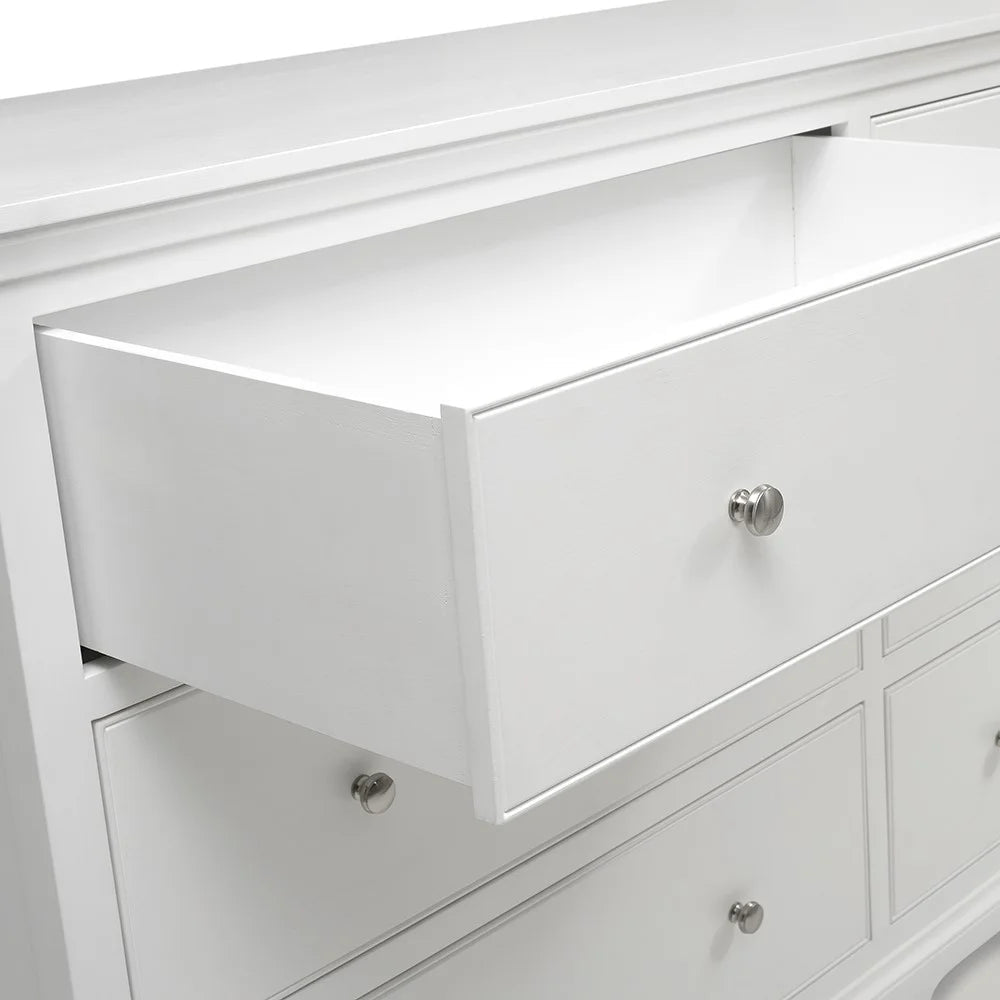 FAIRFORD SOFT WHITE
6 Drawer Large Chest Quality Furniture Clearance Ltd
