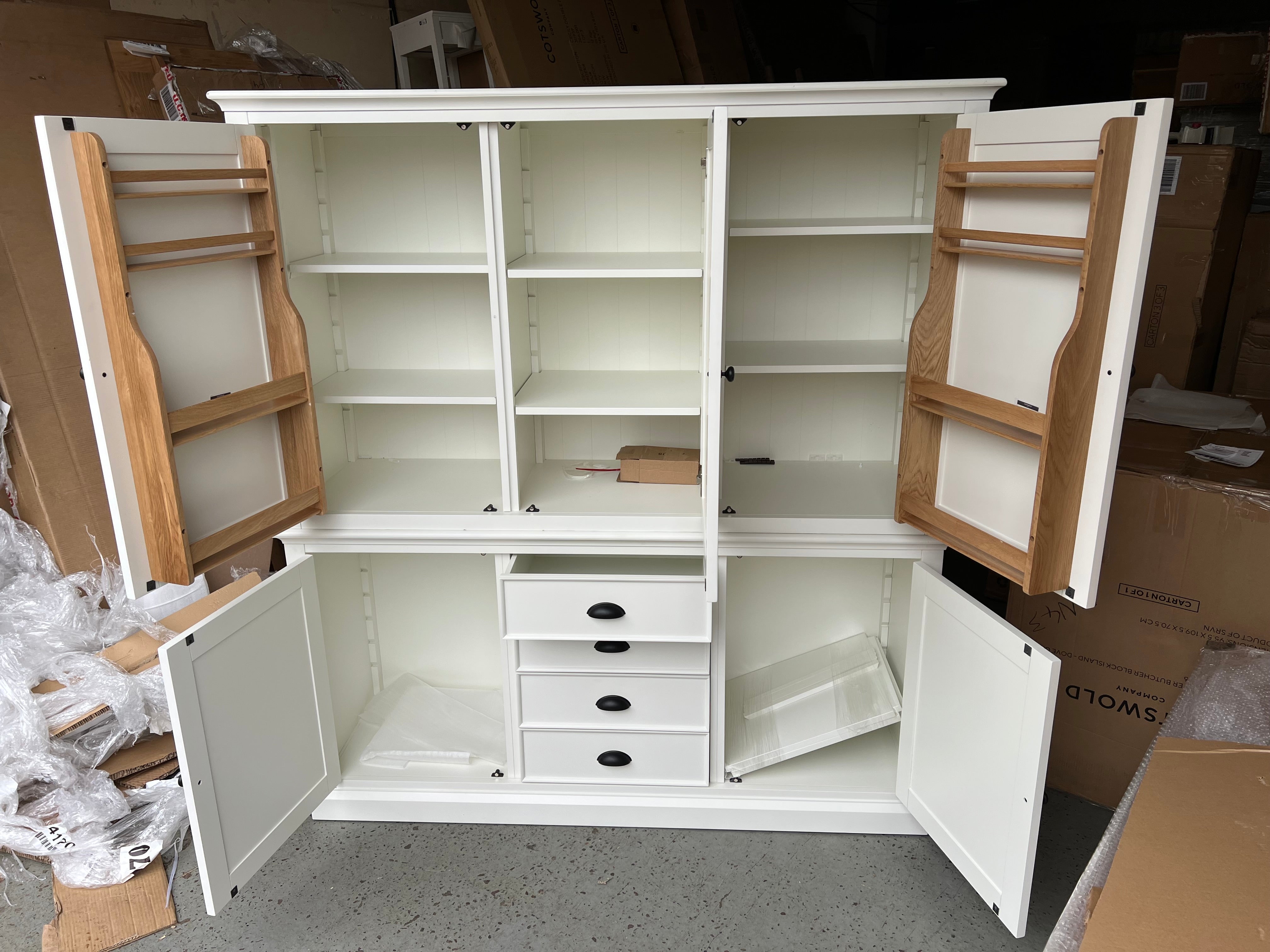 STOW WARM WHITE
Grand Triple Larder Quality Furniture Clearance Ltd