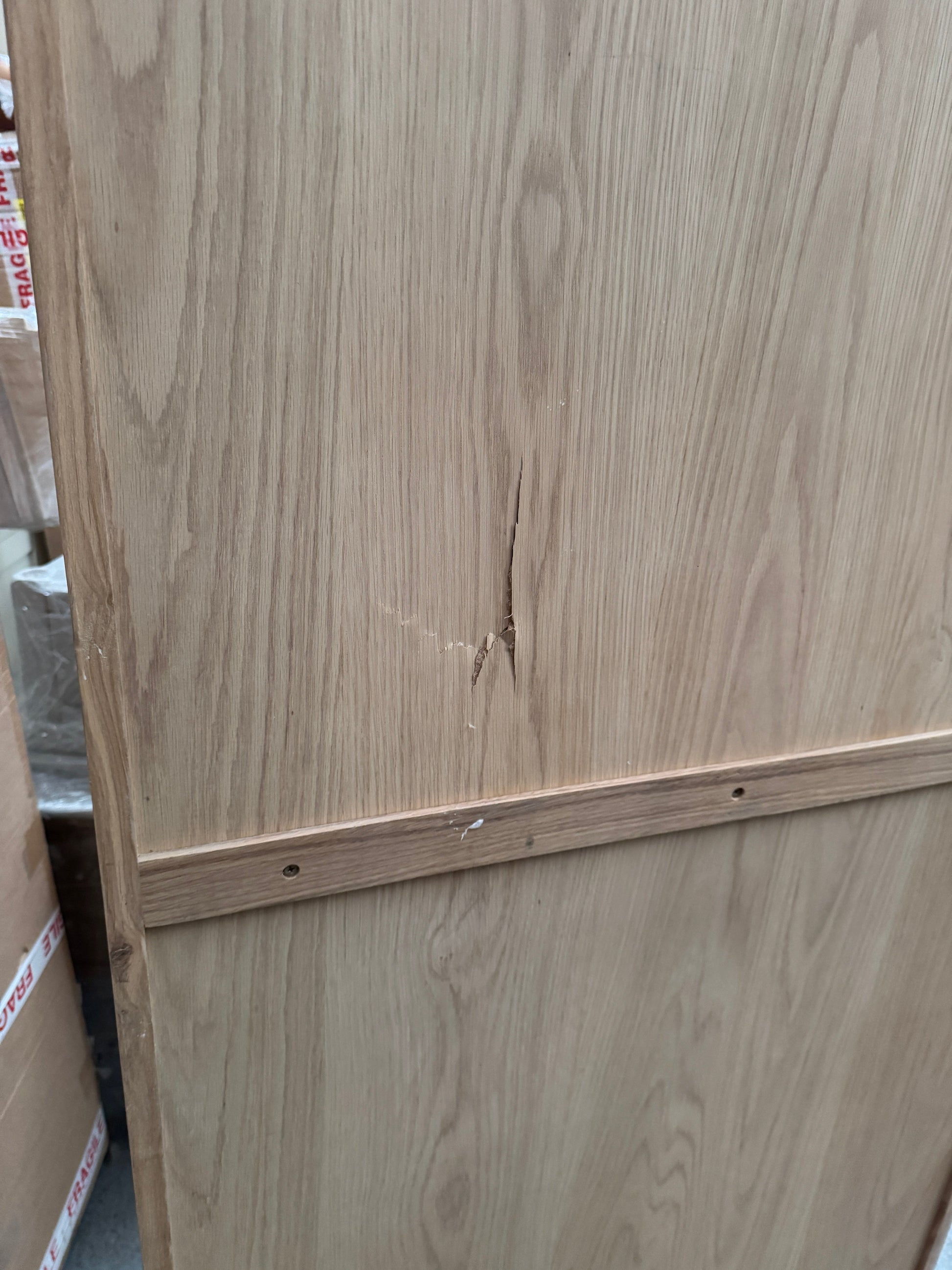 INGLESHAM WHITEWASH OAK
Large Bookcase Quality Furniture Clearance Ltd