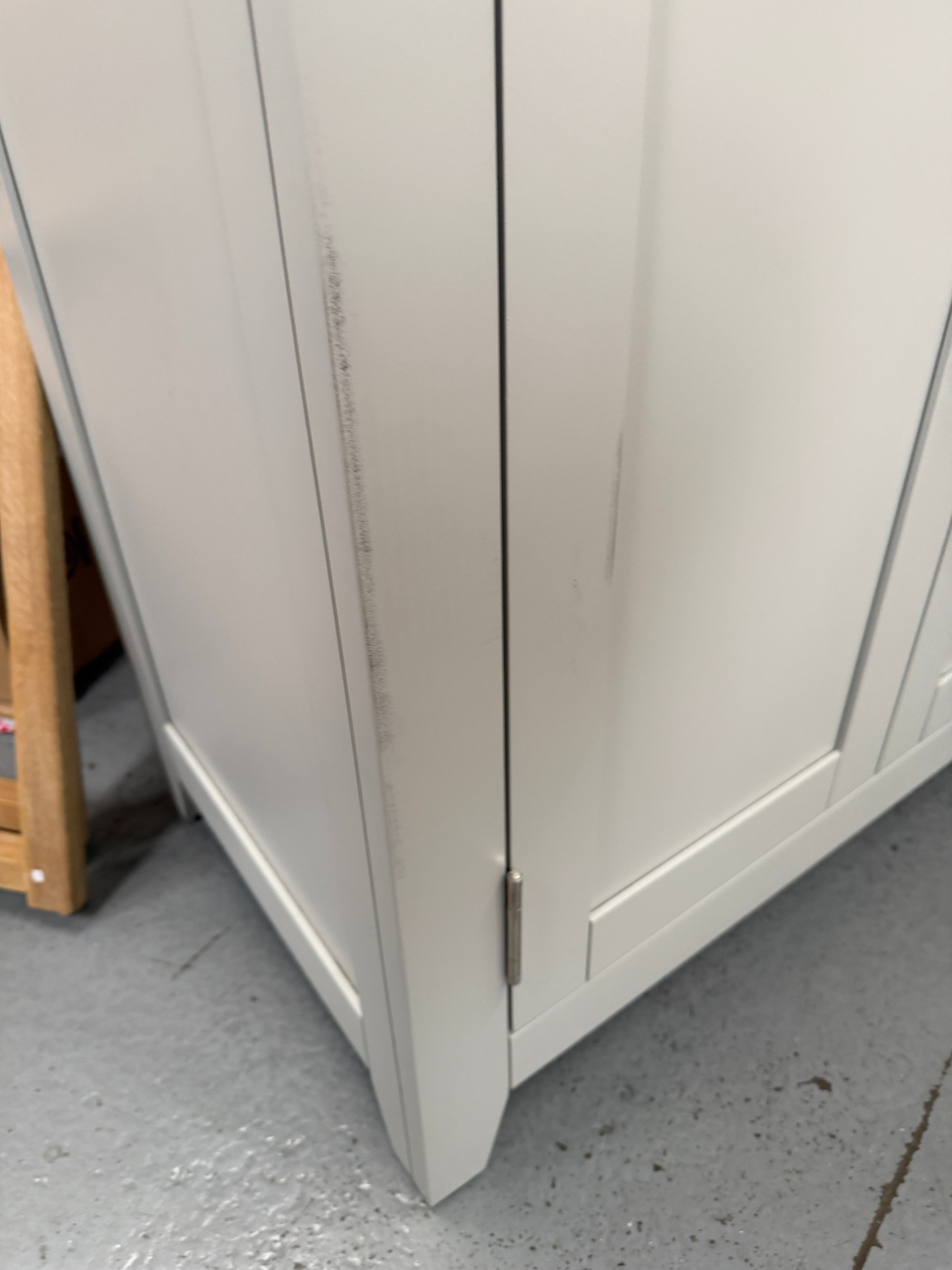 CHESTER DOVE GREY
Utility Cupboard Quality Furniture Clearance Ltd