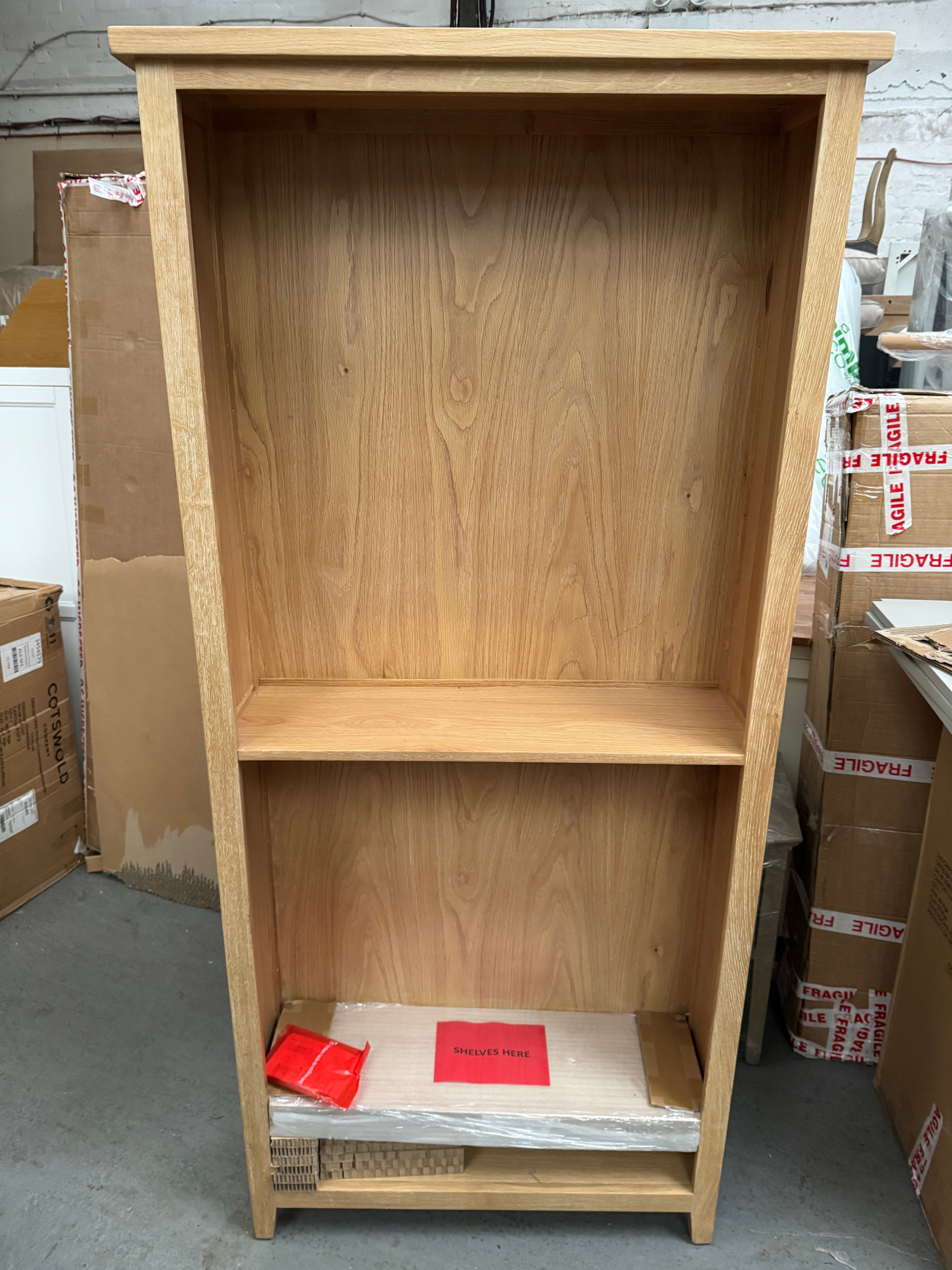 INGLESHAM WHITEWASH OAK
Large Bookcase Quality Furniture Clearance Ltd