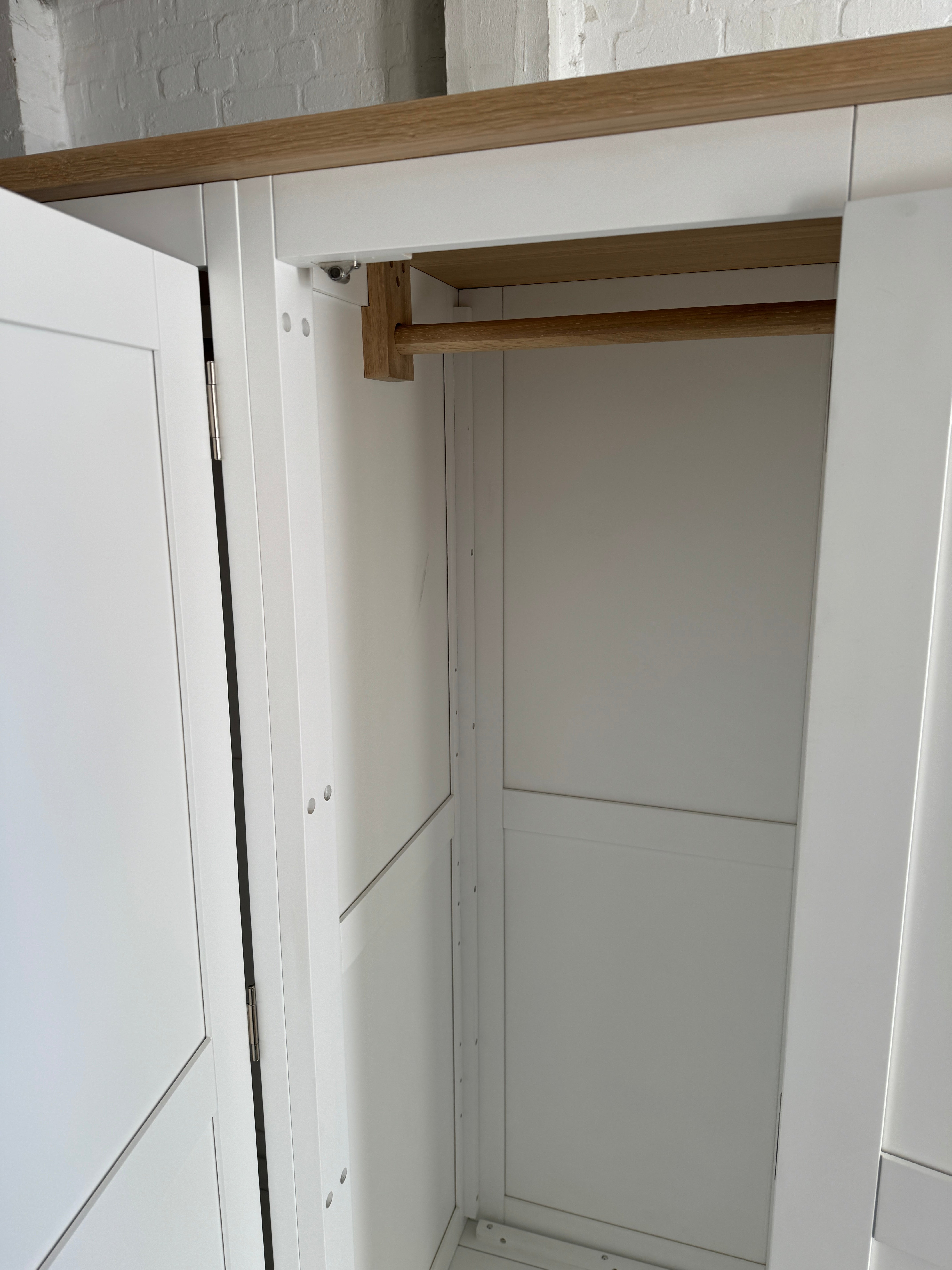 CHESTER PURE WHITE Four Door Wardrobe