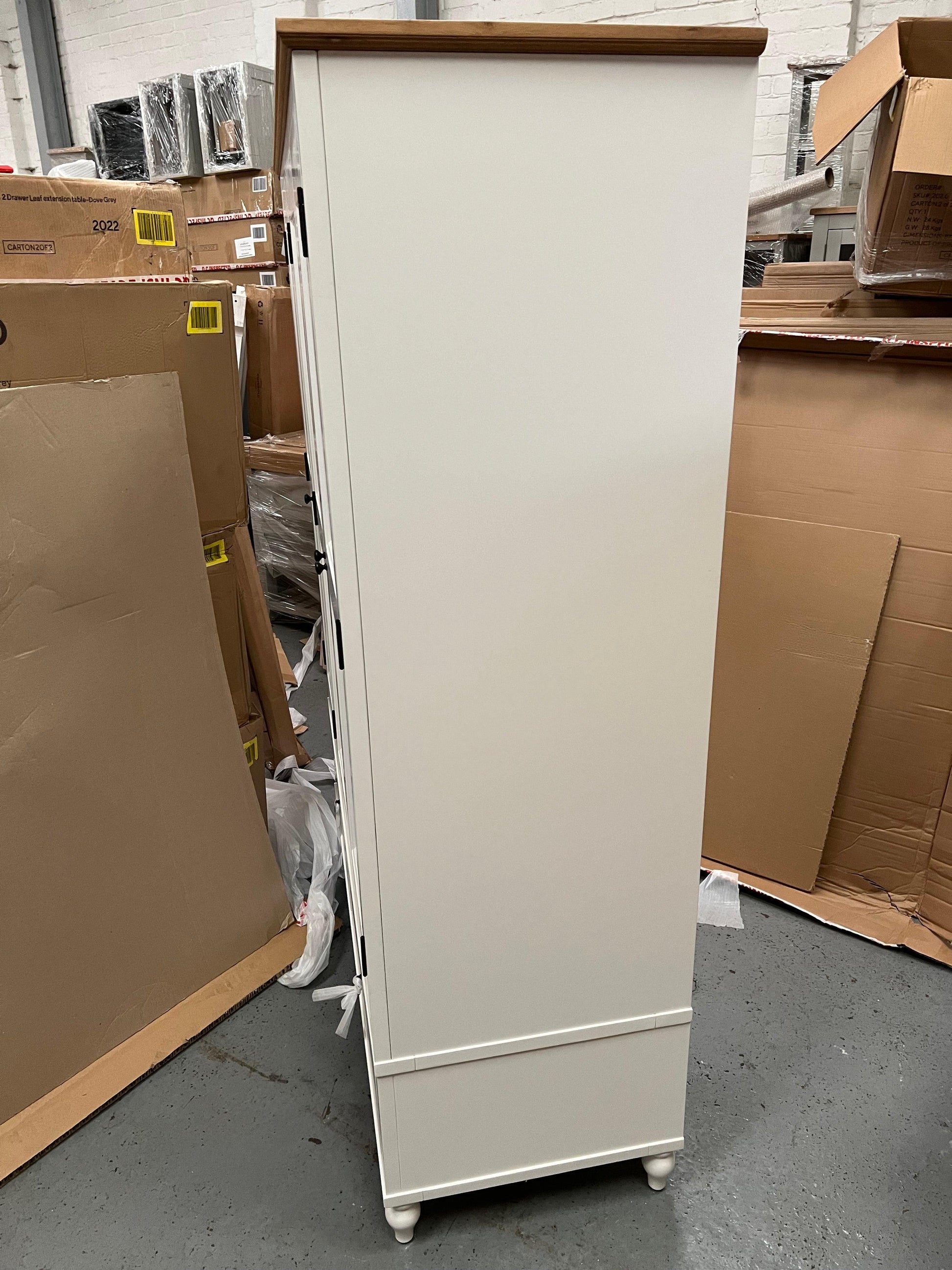 ELKSTONE PAINTED PARCHMENT
Triple Wardrobe Quality Furniture Clearance Ltd