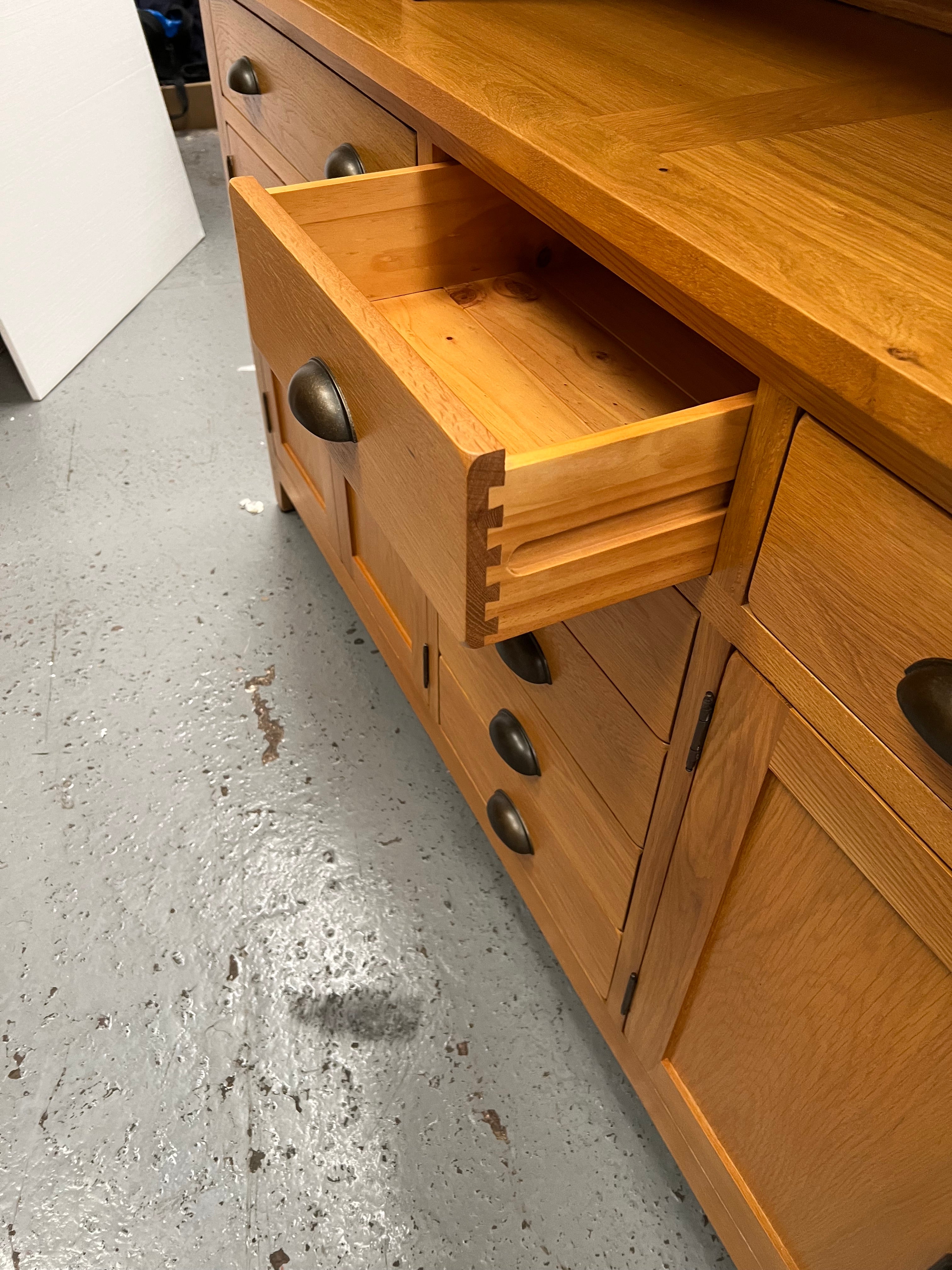 Oakland Rustic Oak Grand Dresser Quality Furniture Clearance Ltd