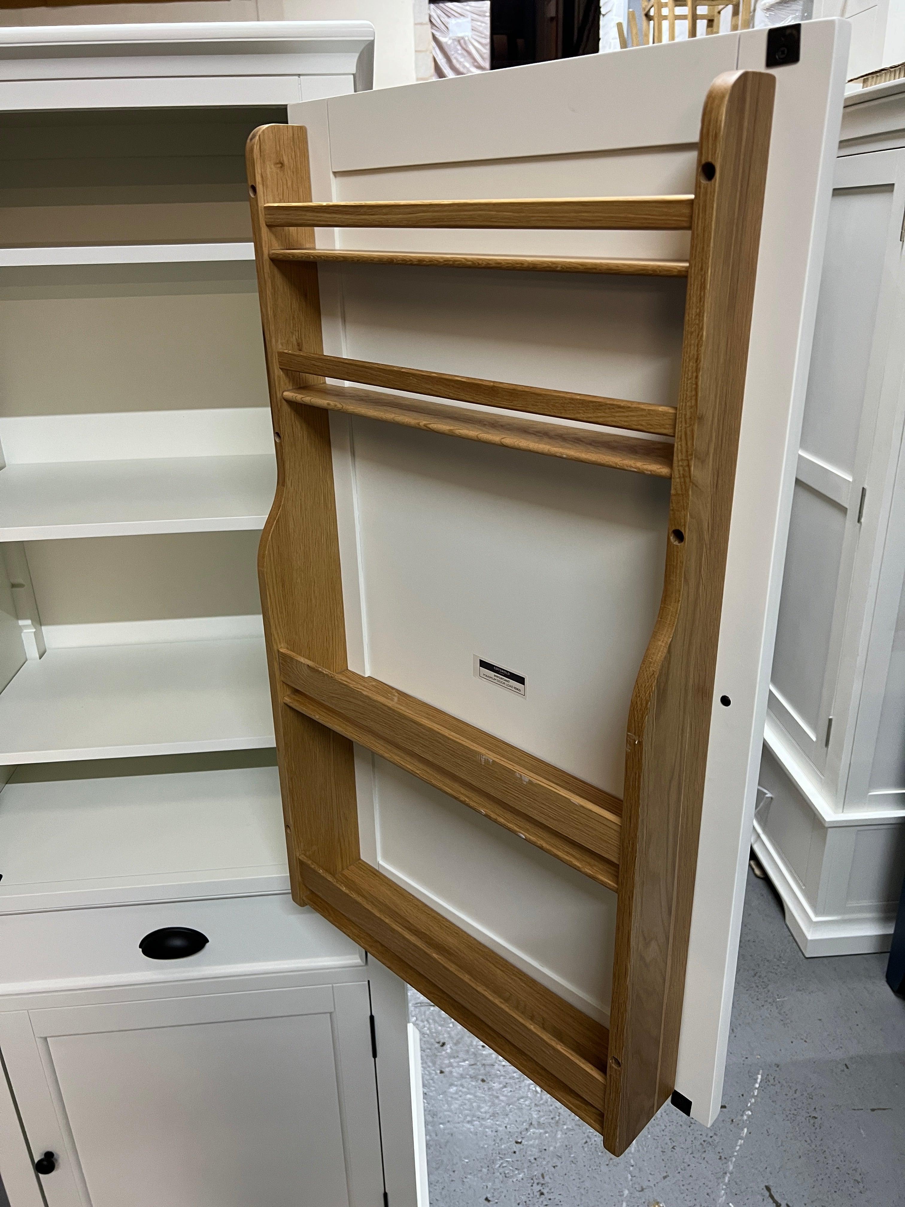 STOW WARM WHITE
Narrow Single Larder Quality Furniture Clearance Ltd