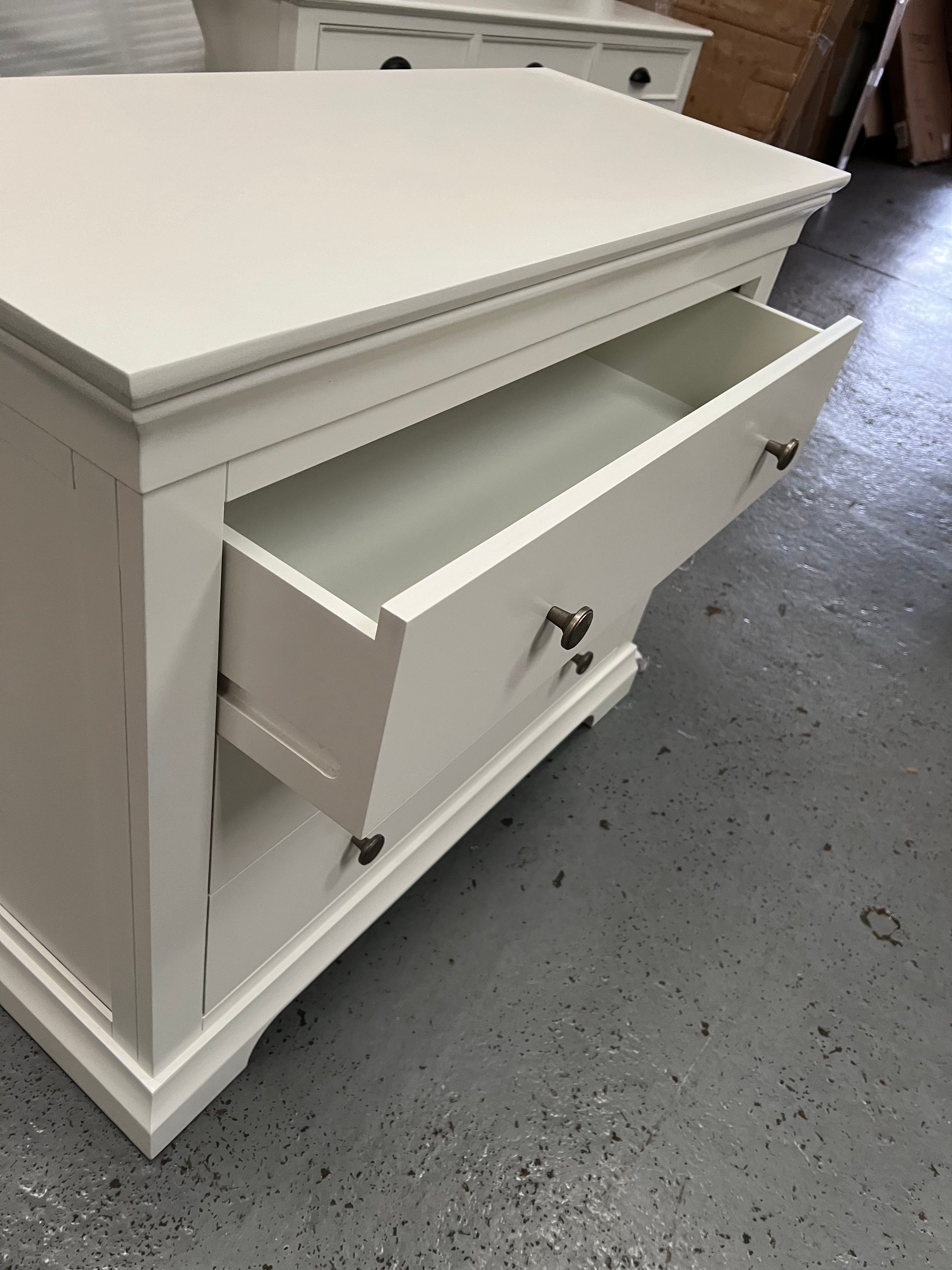 Fairford Soft White 3 Drawer Chest Quality Furniture Clearance Ltd