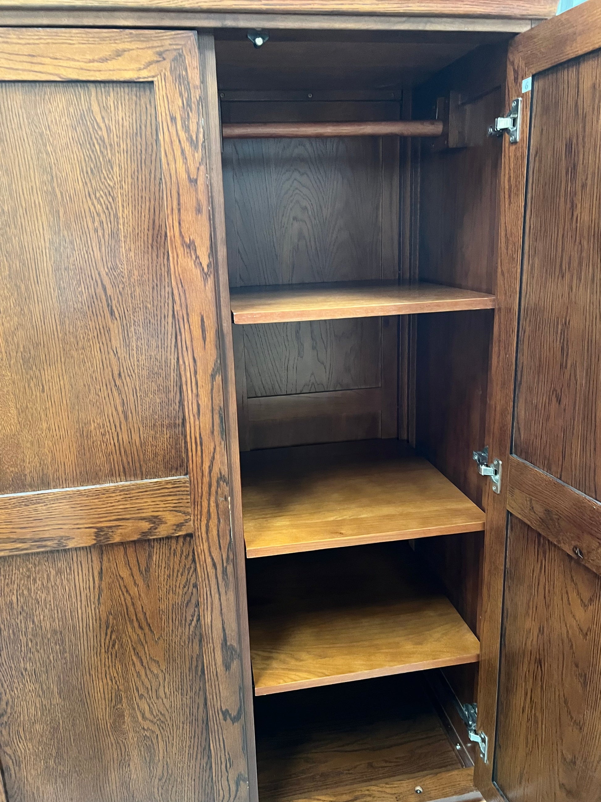 Winchcombe Dark Oak Triple Wardrobe Quality Furniture Clearance Ltd