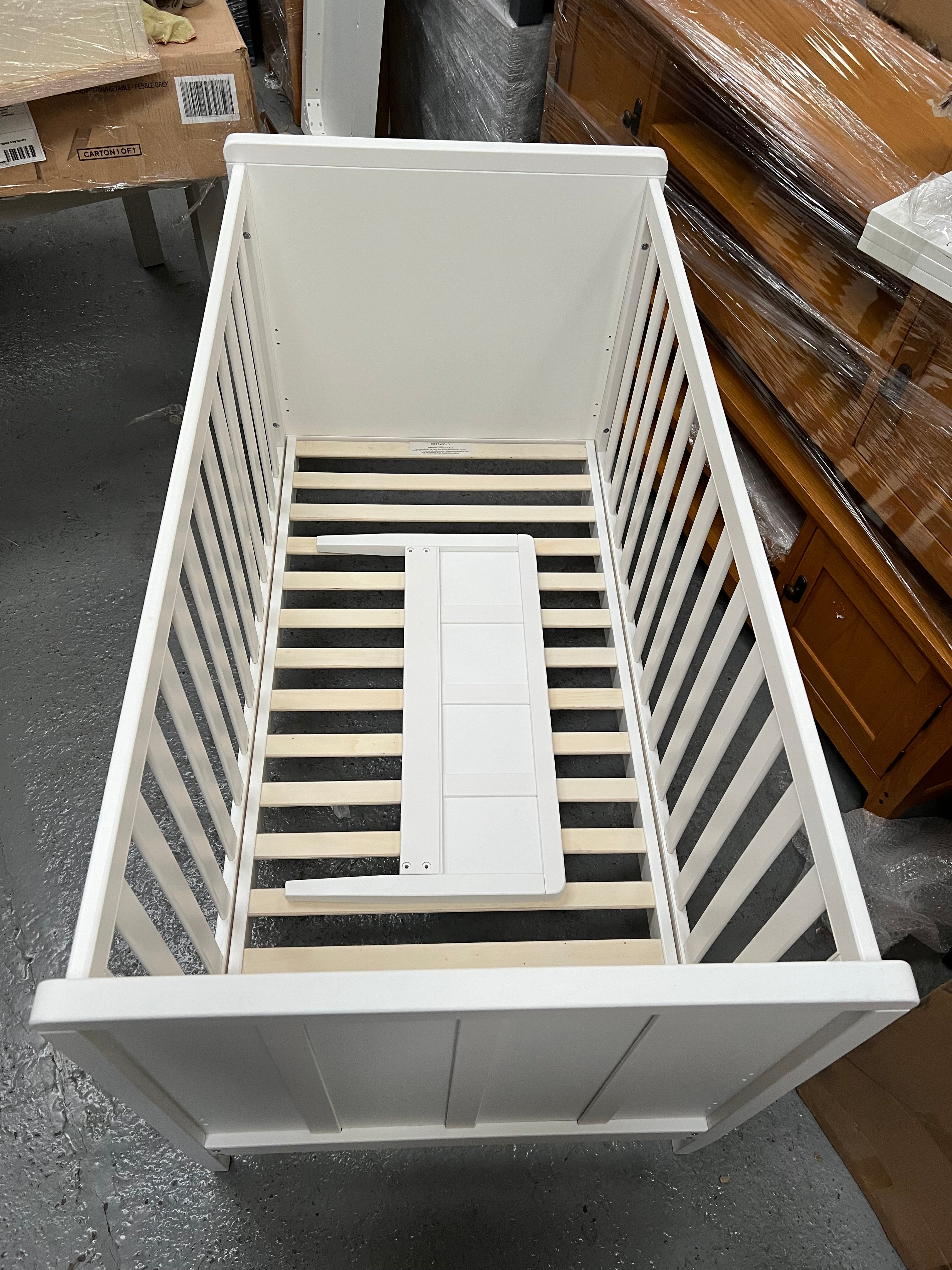 PENSHAM PURE WHITE
Classic Cot Bed Quality Furniture Clearance Ltd