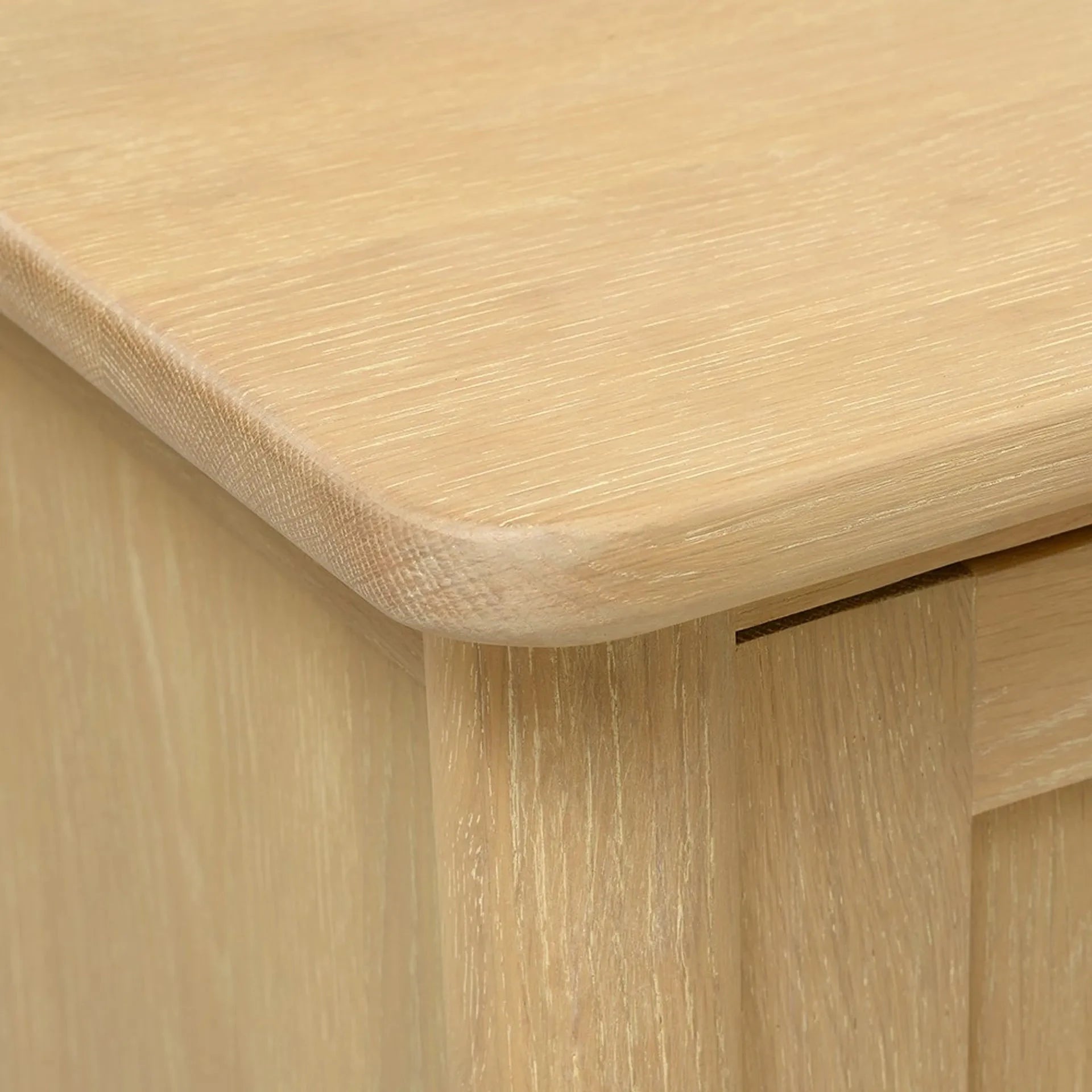 BERKELEY NORDIC OAK
Small Sideboard Quality Furniture Clearance Ltd