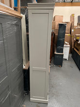 Load image into Gallery viewer, CHESTER DOVE GREY
Bootility Unit Quality Furniture Clearance Ltd
