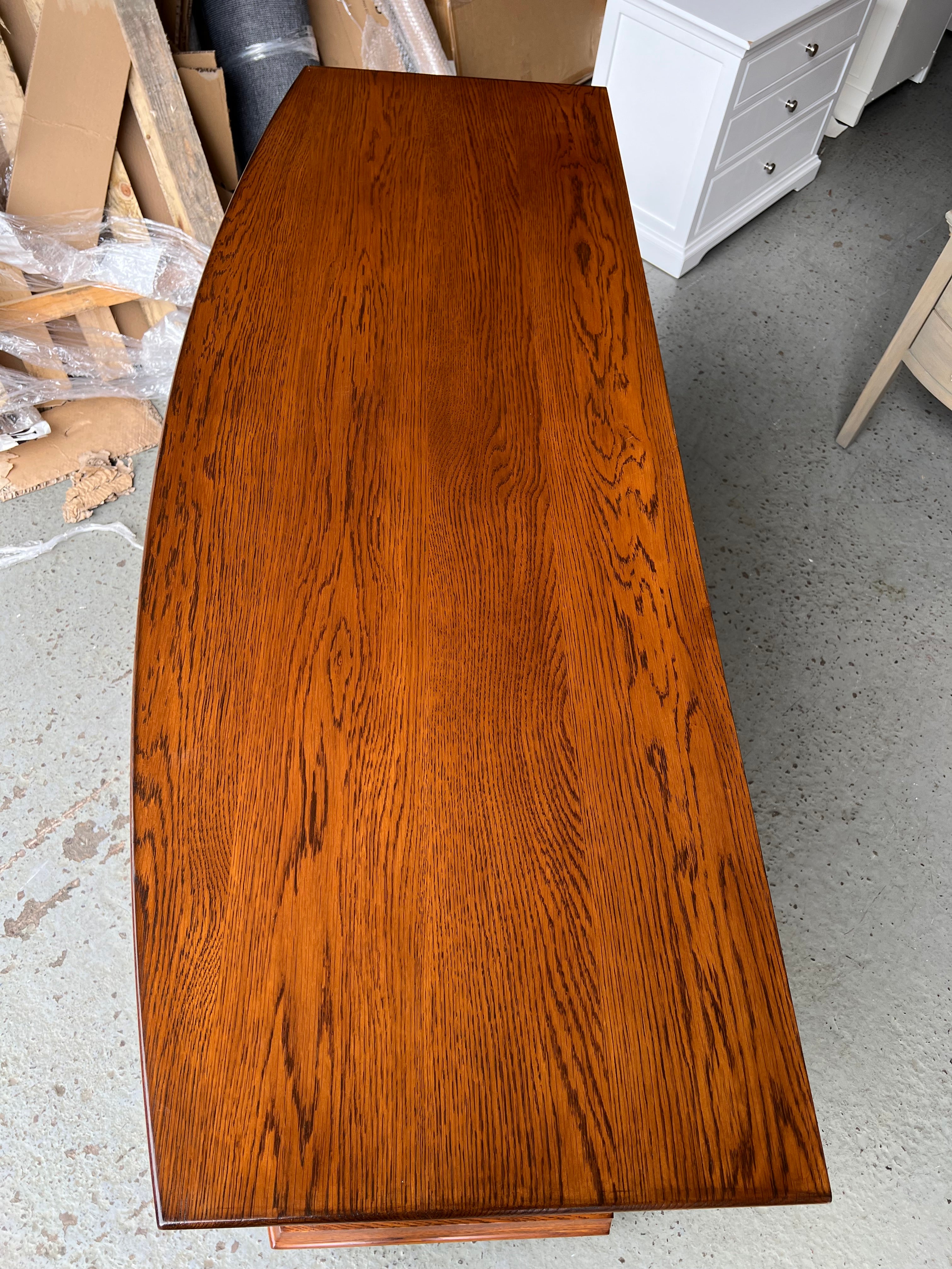 WINCHCOMBE DARK OAK
Low and Wide 6 Drawer Chest Quality Furniture Clearance Ltd