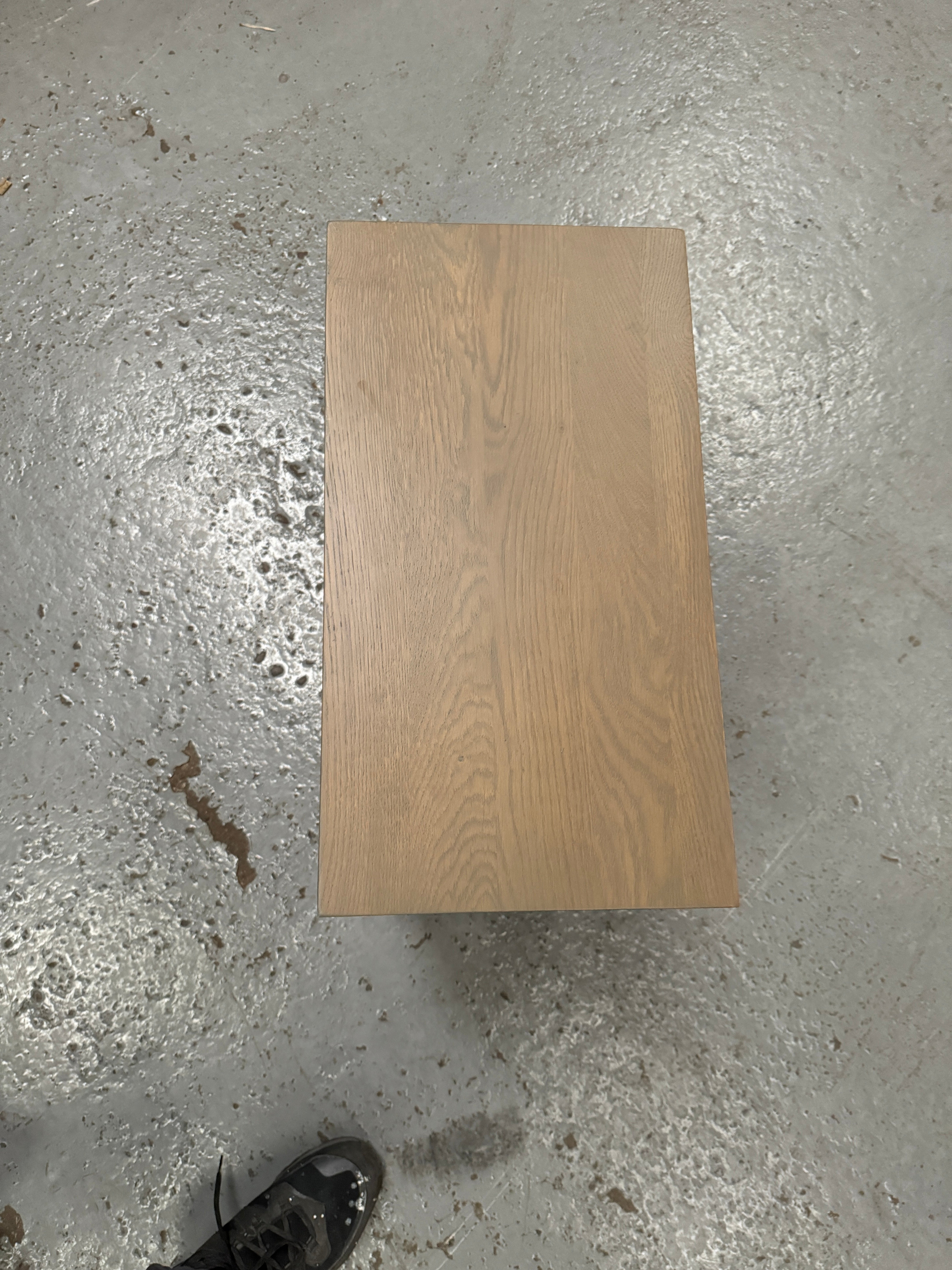 ELKSTONE SMOKED OAK
Sofa Table Quality Furniture Clearance Ltd