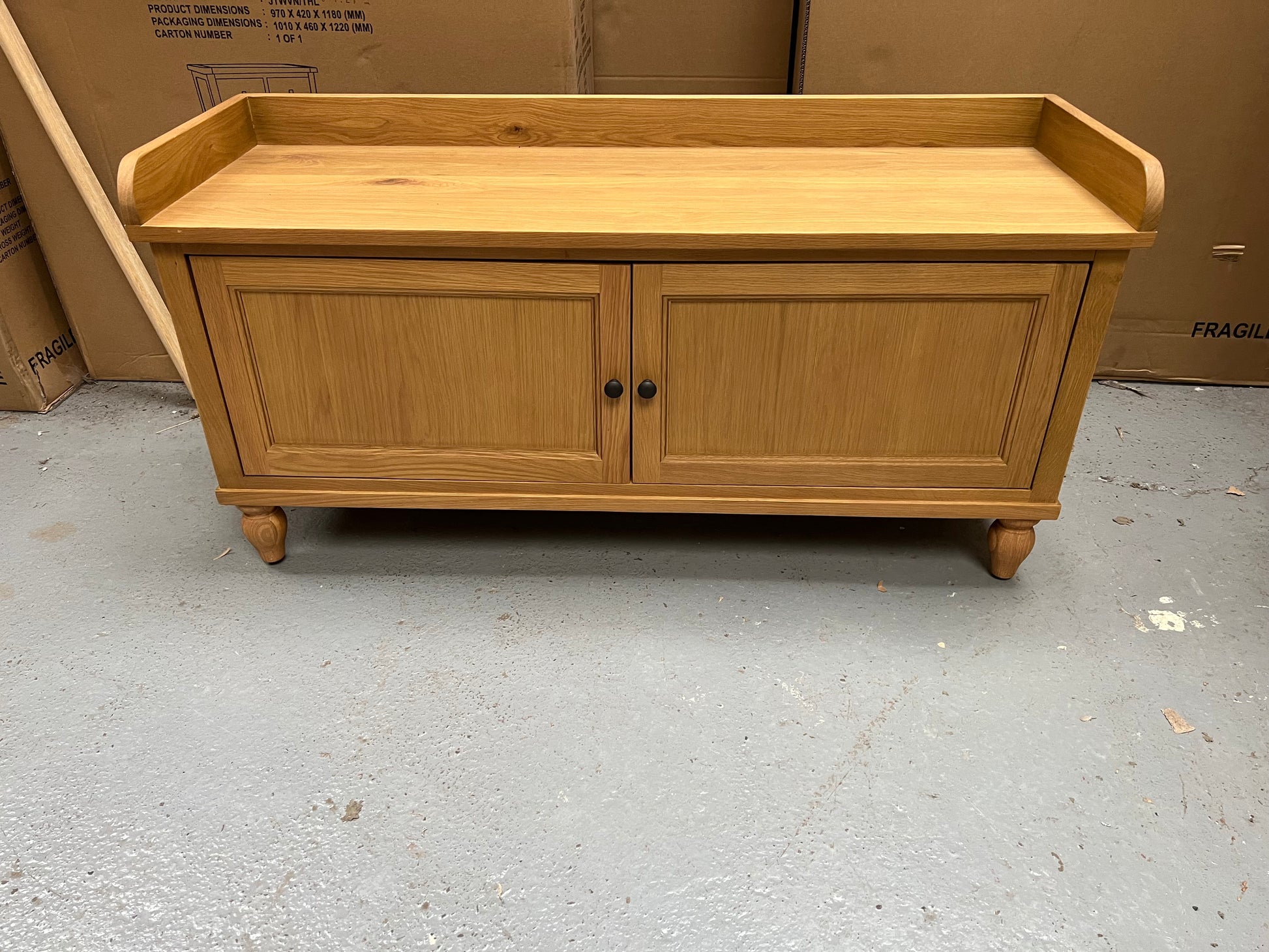 ELKSTONE MELLOW OAK
Hidden Shoe Storage Bench Quality Furniture Clearance Ltd