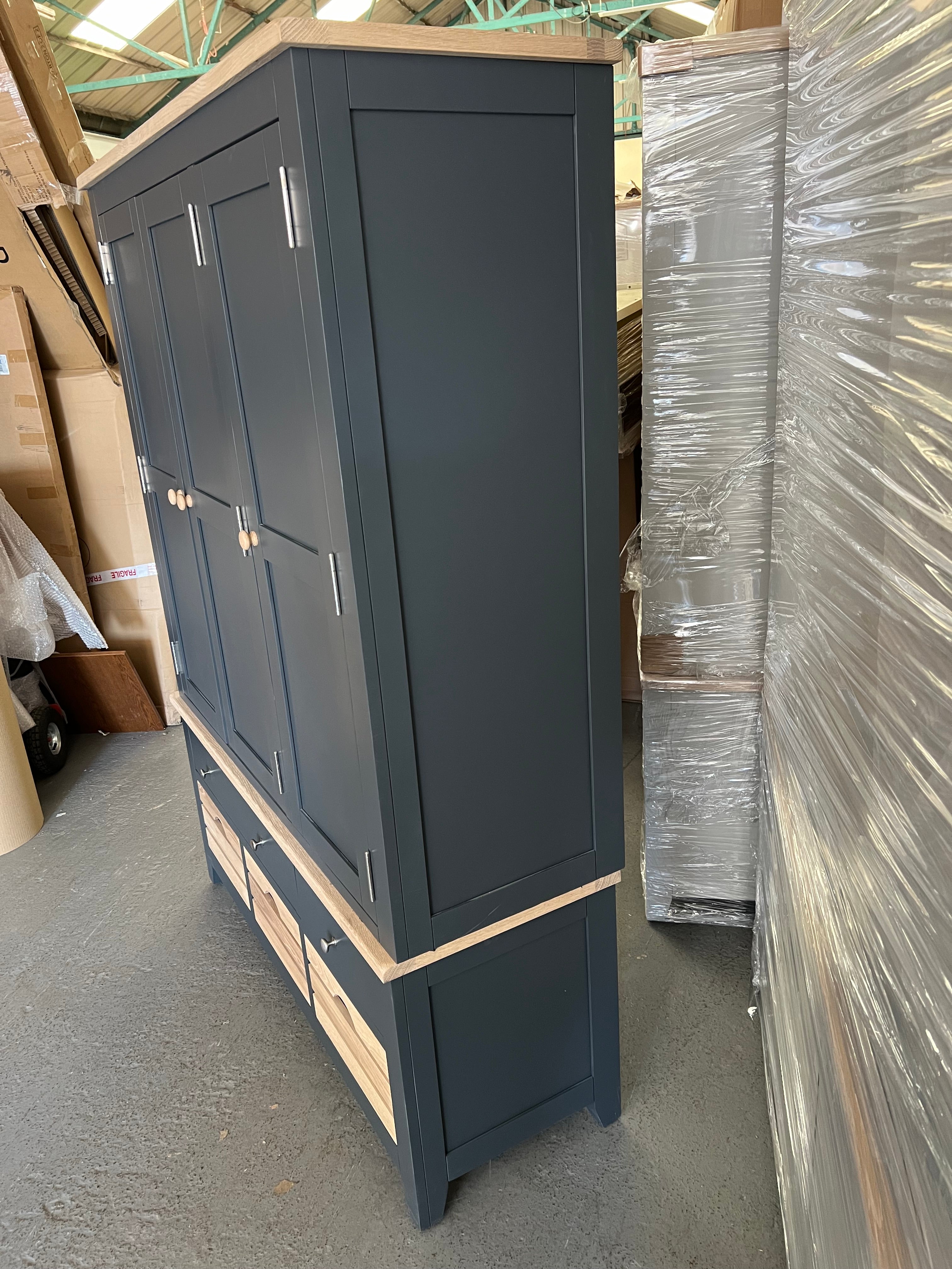 CHESTER CHARCOAL
Triple Larder Quality Furniture Clearance Ltd