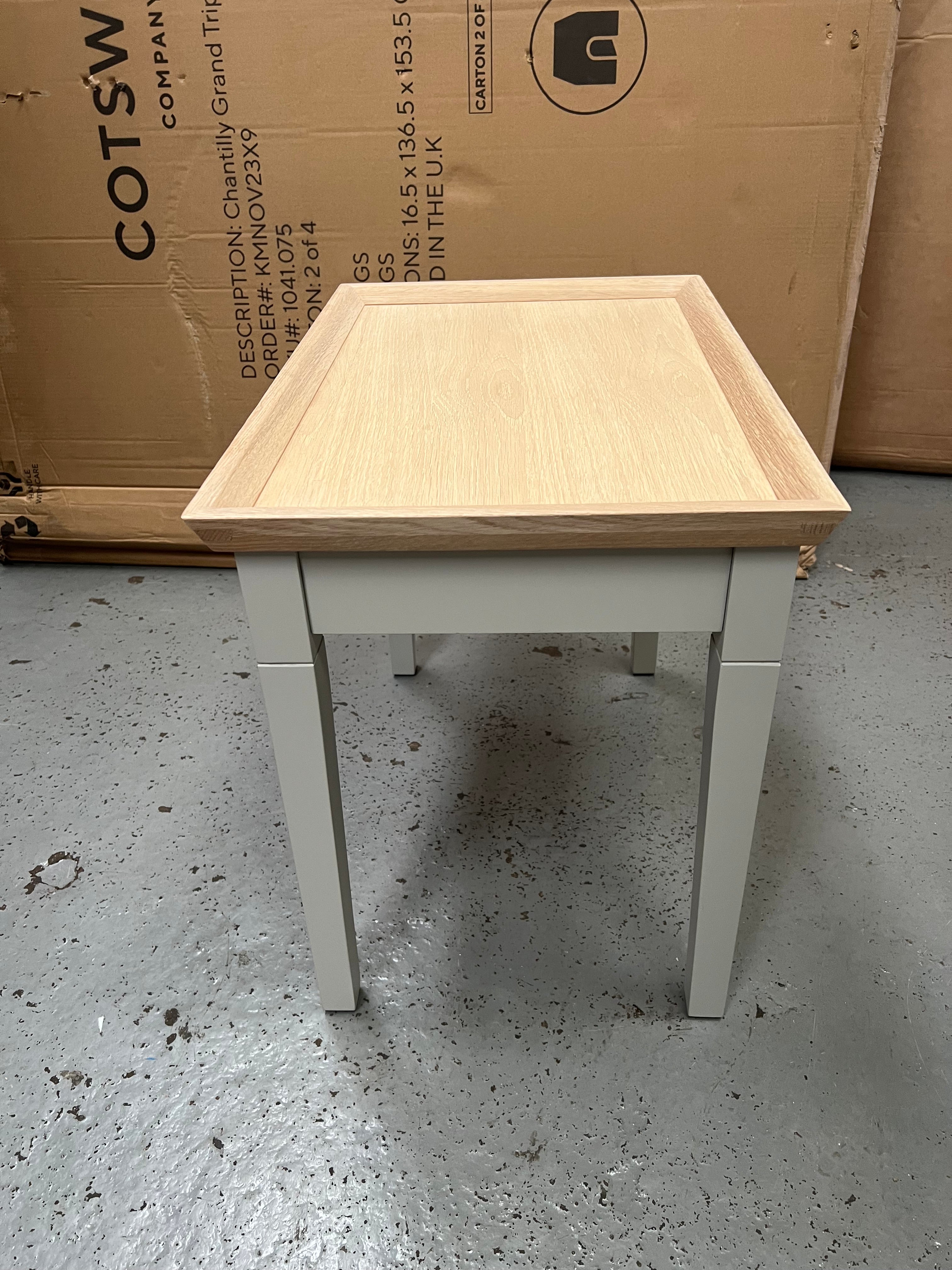 CHESTER DOVE GREY
Sofa Table Quality Furniture Clearance Ltd