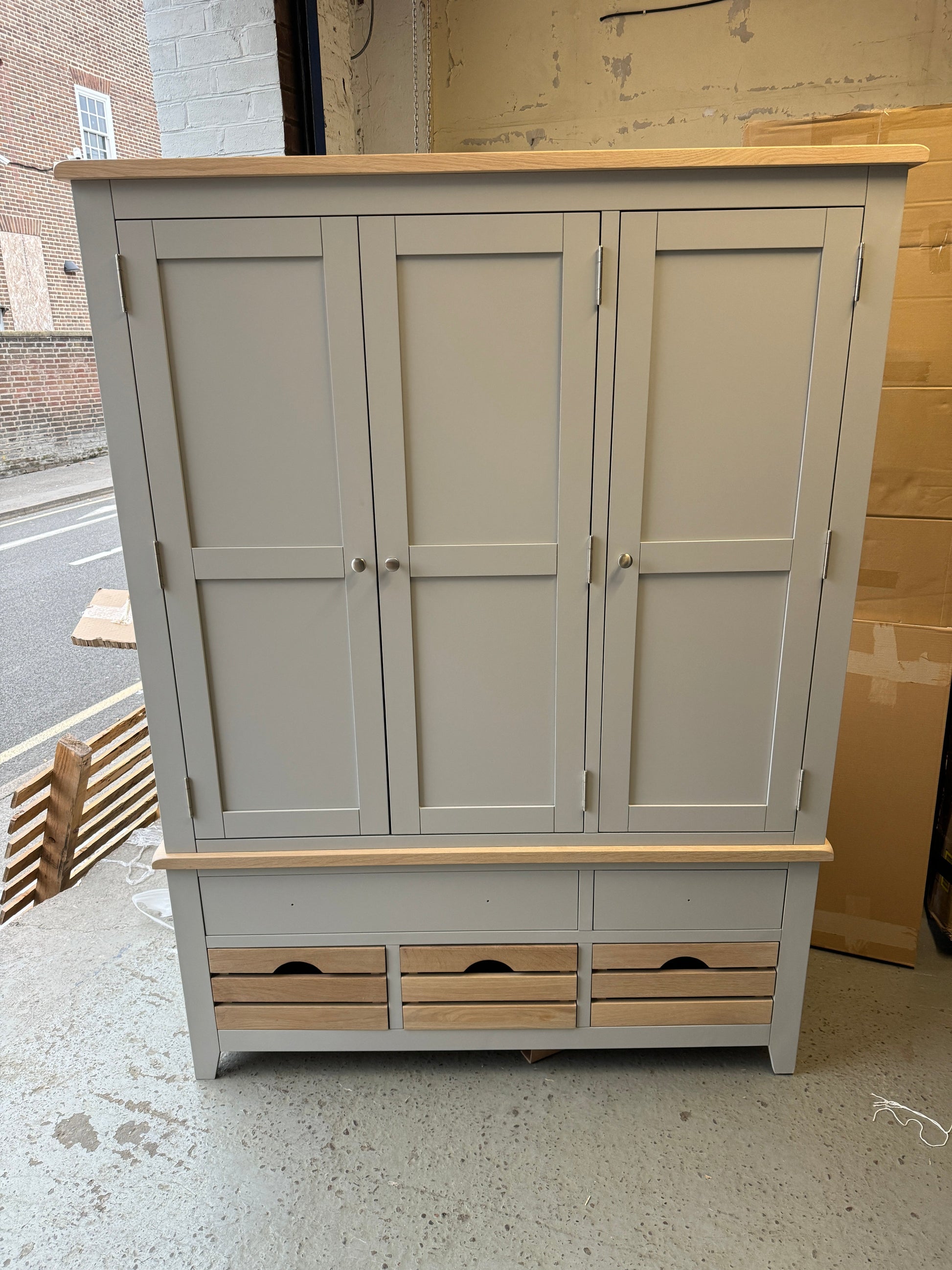 Chester Dove Grey Triple Larder Quality Furniture Clearance Ltd