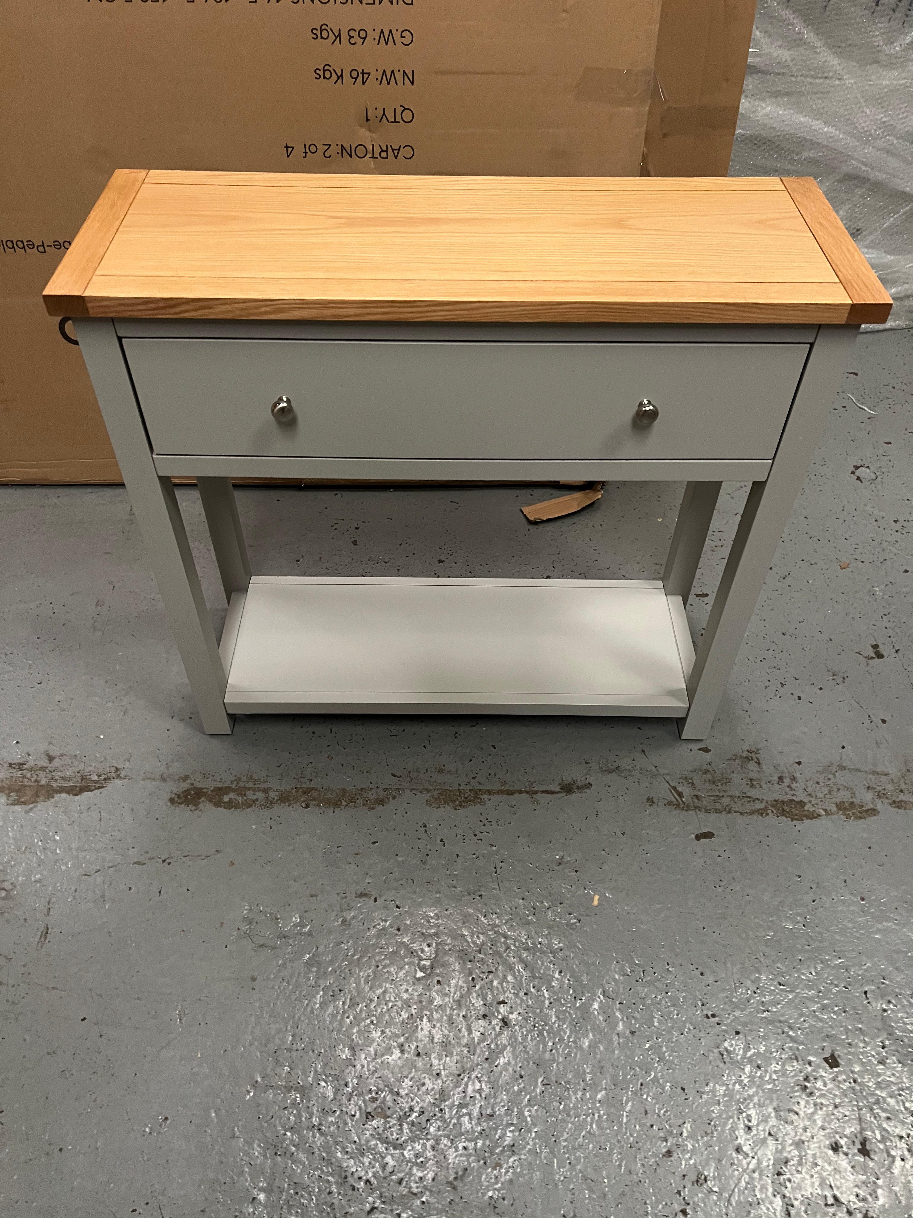 PEBBLE GREY
Console Table Quality Furniture Clearance Ltd