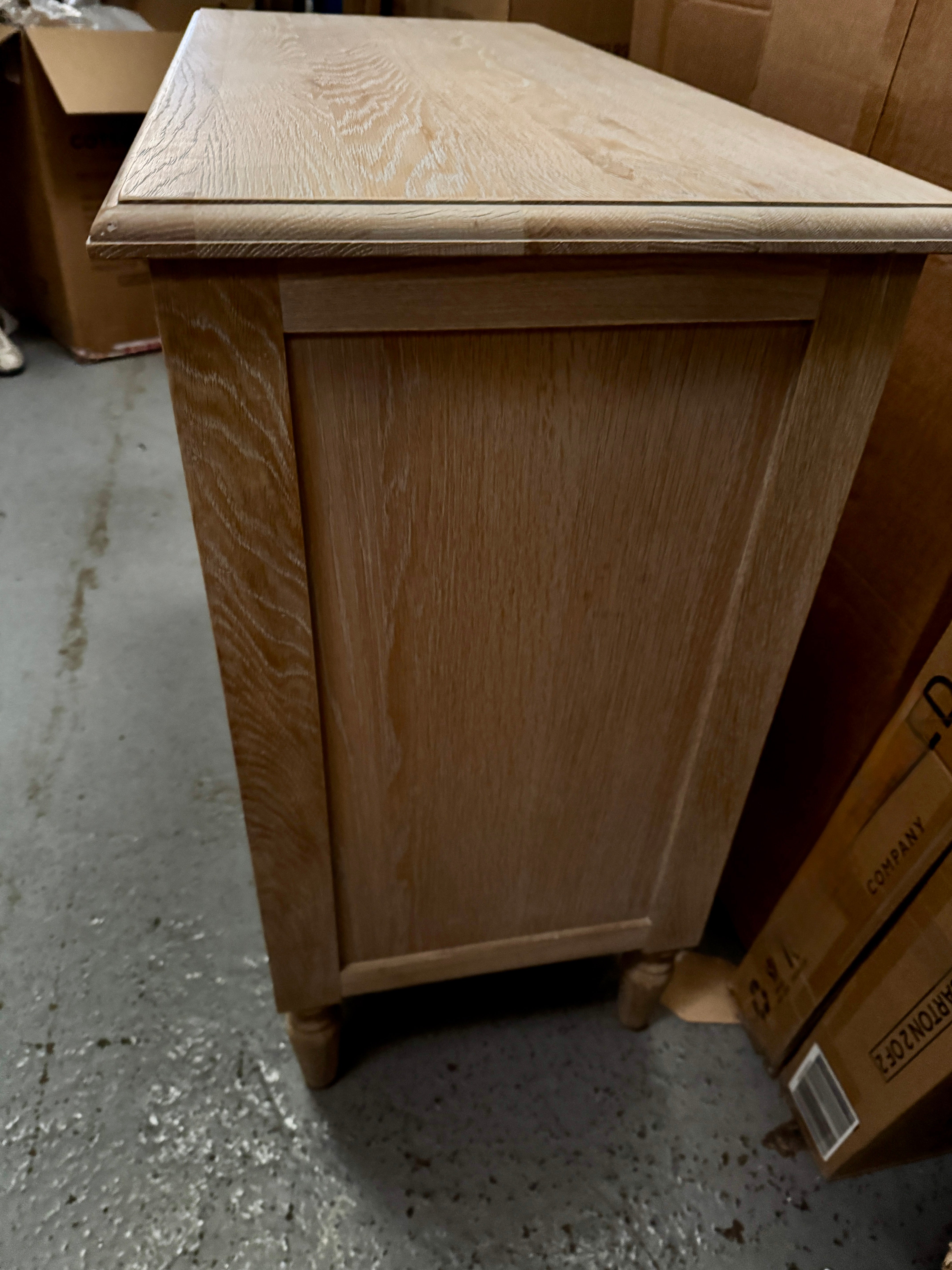 CAMILLE LIMEWASH OAK
Small Sideboard Quality Furniture Clearance Ltd