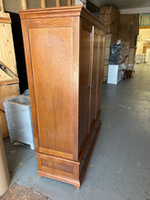 Load image into Gallery viewer, Winchcombe Dark Oak Triple Wardrobe Quality Furniture Clearance Ltd
