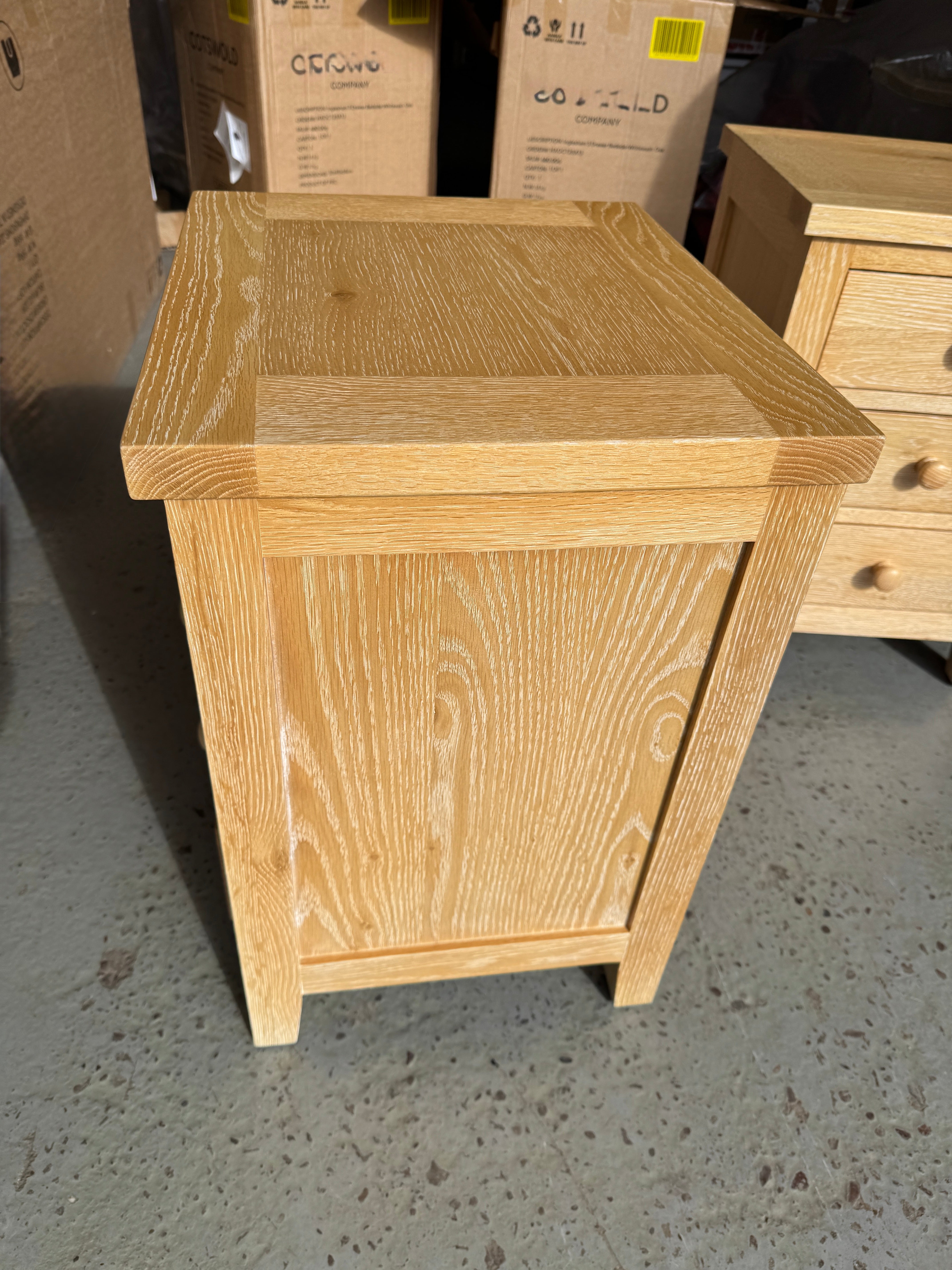 INGLESHAM WHITEWASH OAK
3 Drawer Bedside Table - set of 2 Quality Furniture Clearance Ltd