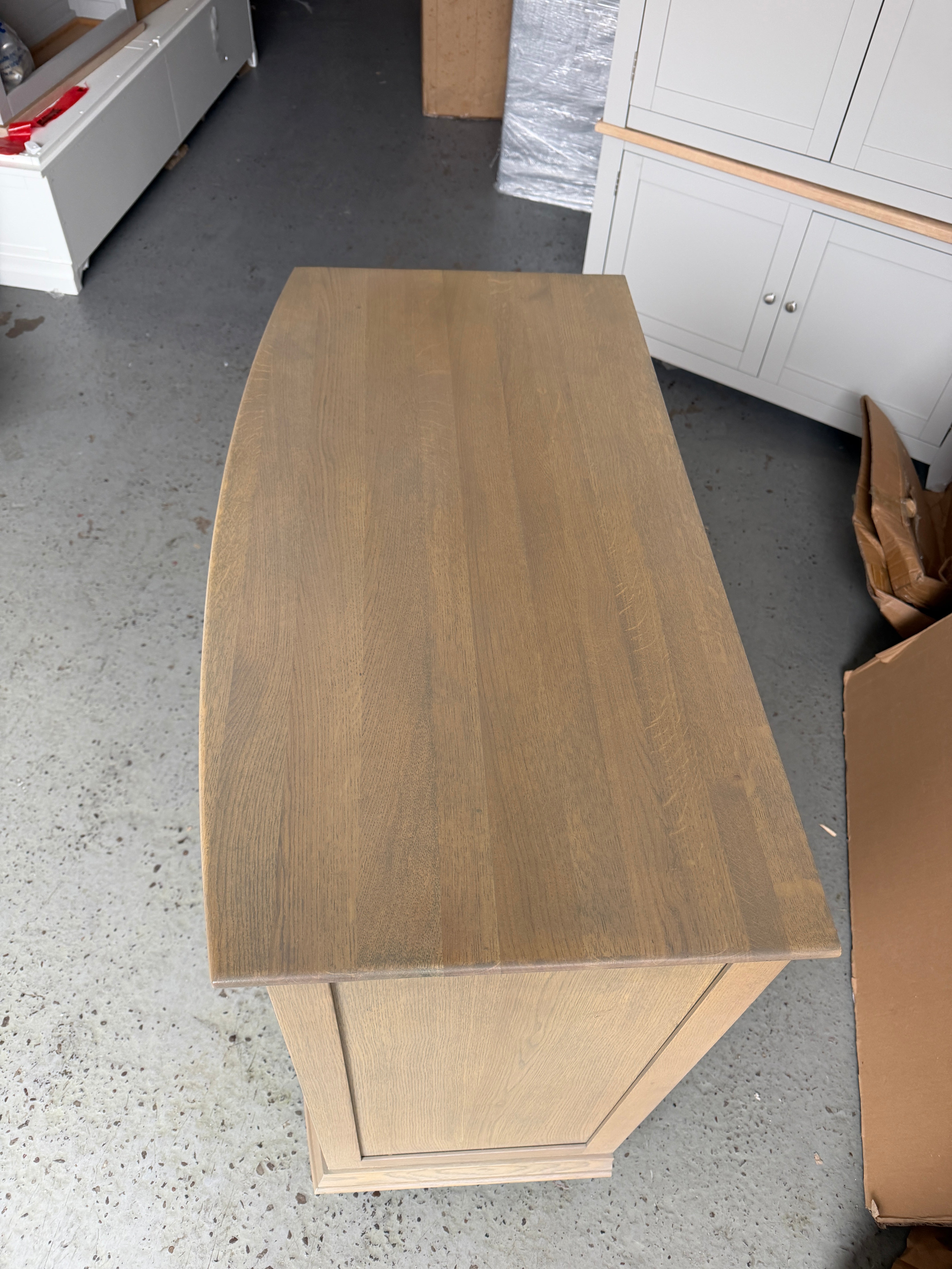WINCHCOMBE SMOKED OAK
5 Drawer Chest Quality Furniture Clearance Ltd