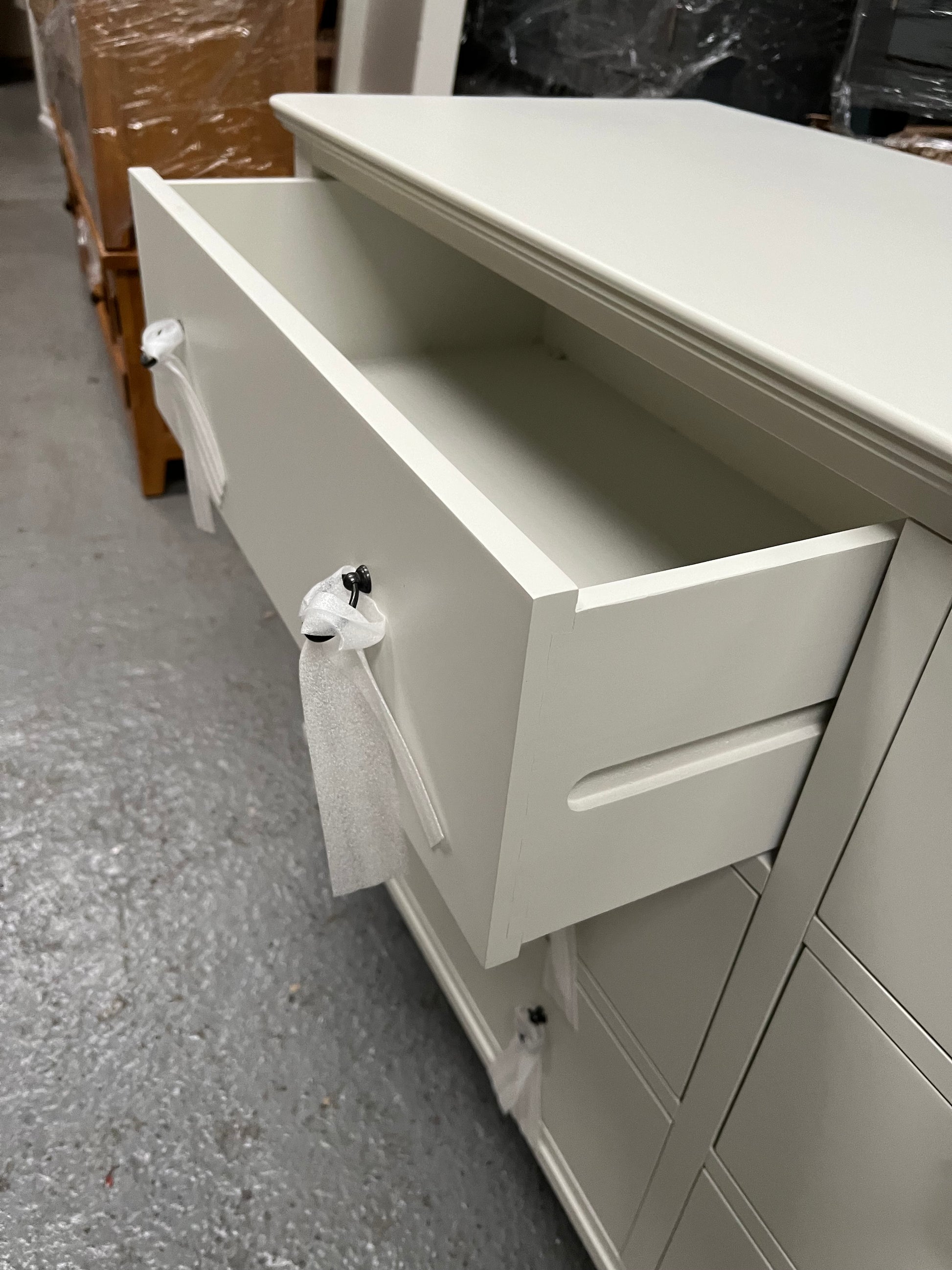 Wilmslow Grey Painted 6 Drawer Chest Quality Furniture Clearance Ltd