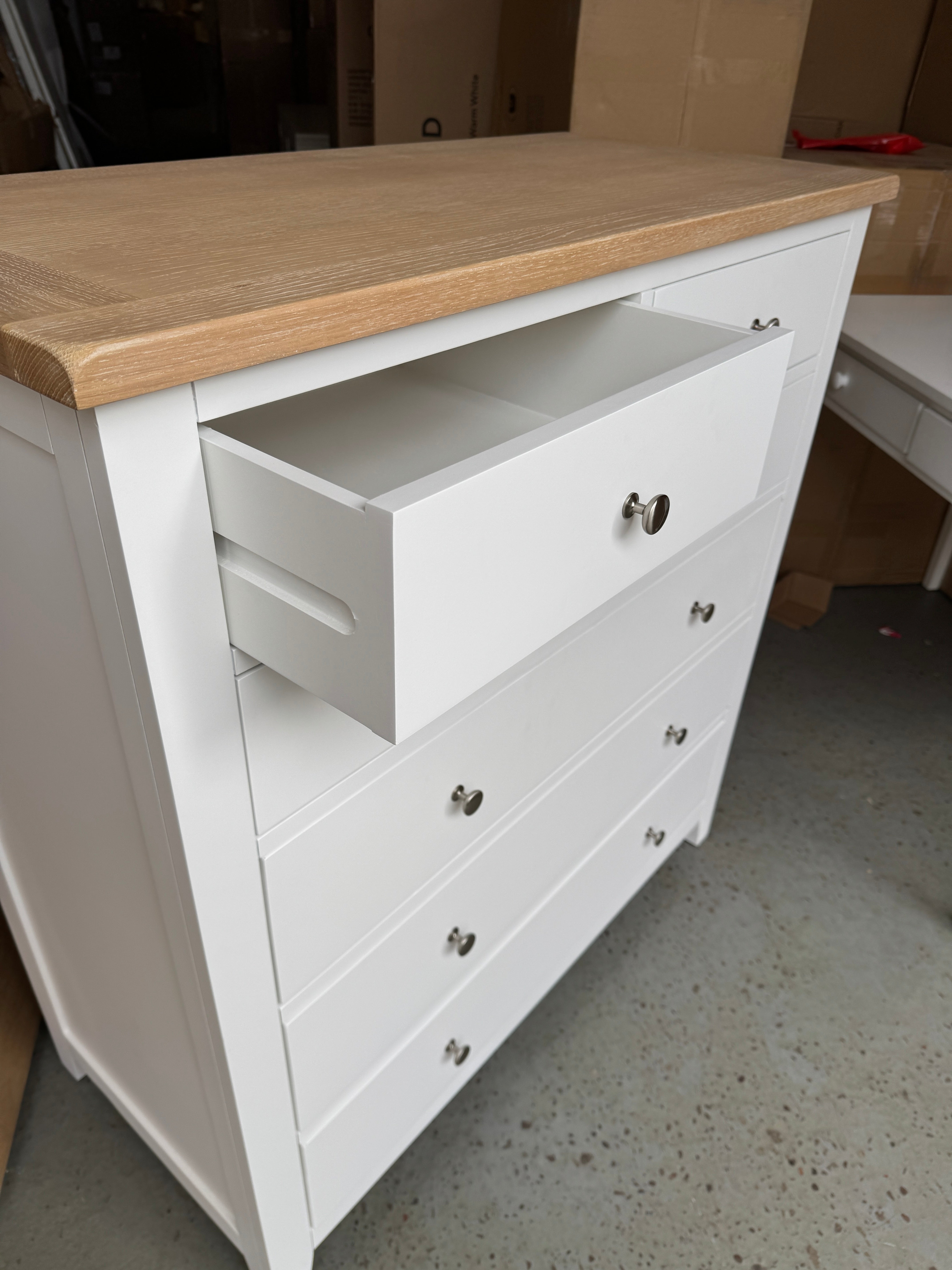 Chester Pure White 7 Drawer Chest Quality Furniture Clearance Ltd