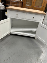 Load image into Gallery viewer, CHESTER PURE WHITE
Small Sideboard Quality Furniture Clearance Ltd
