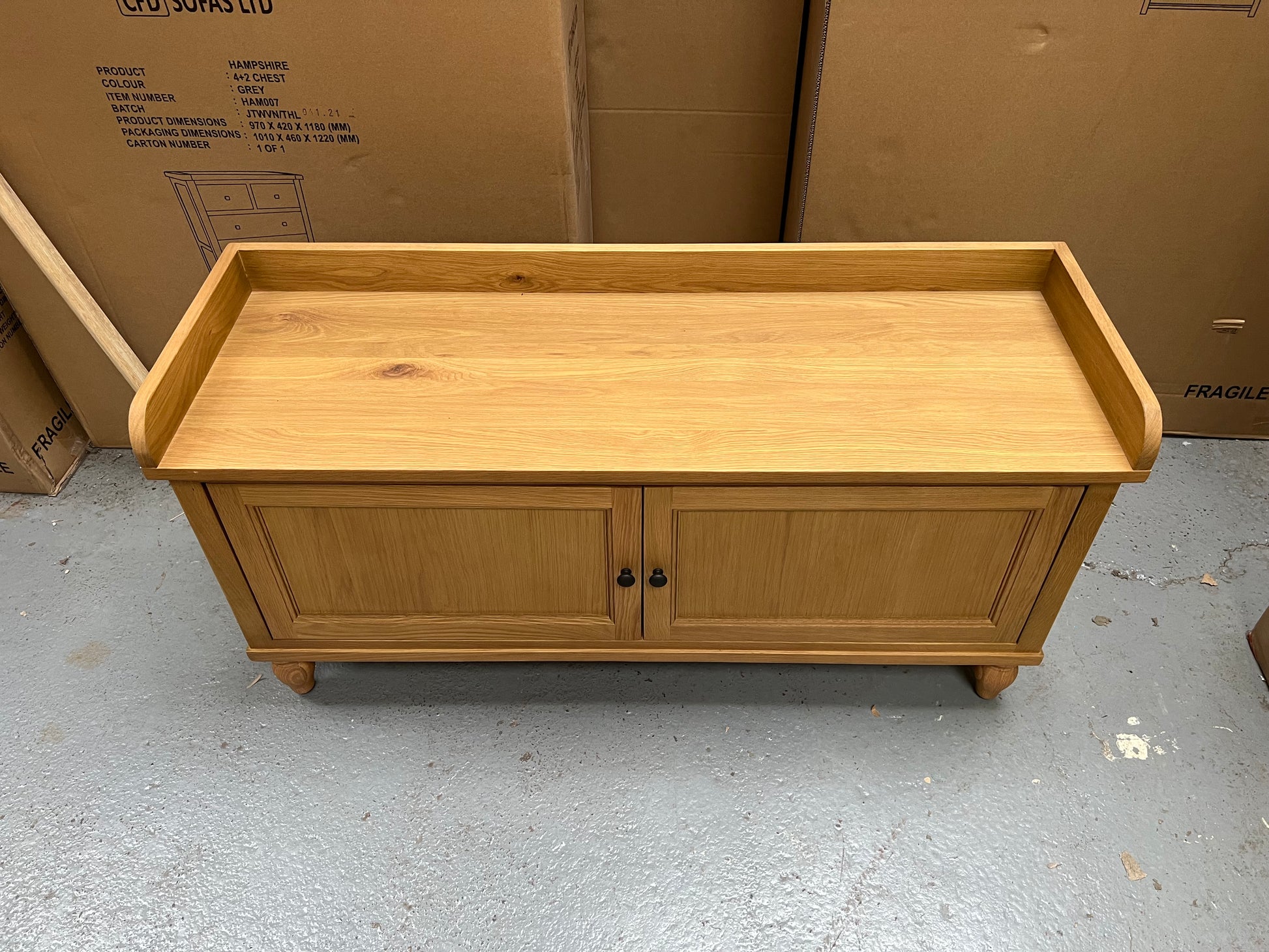 ELKSTONE MELLOW OAK
Hidden Shoe Storage Bench Quality Furniture Clearance Ltd