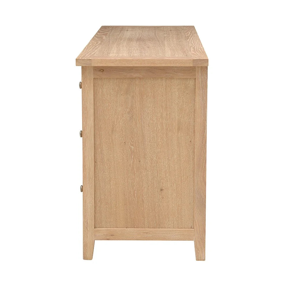 INGLESHAM WHITEWASH OAK
8 Drawer Wide Chest Quality Furniture Clearance Ltd