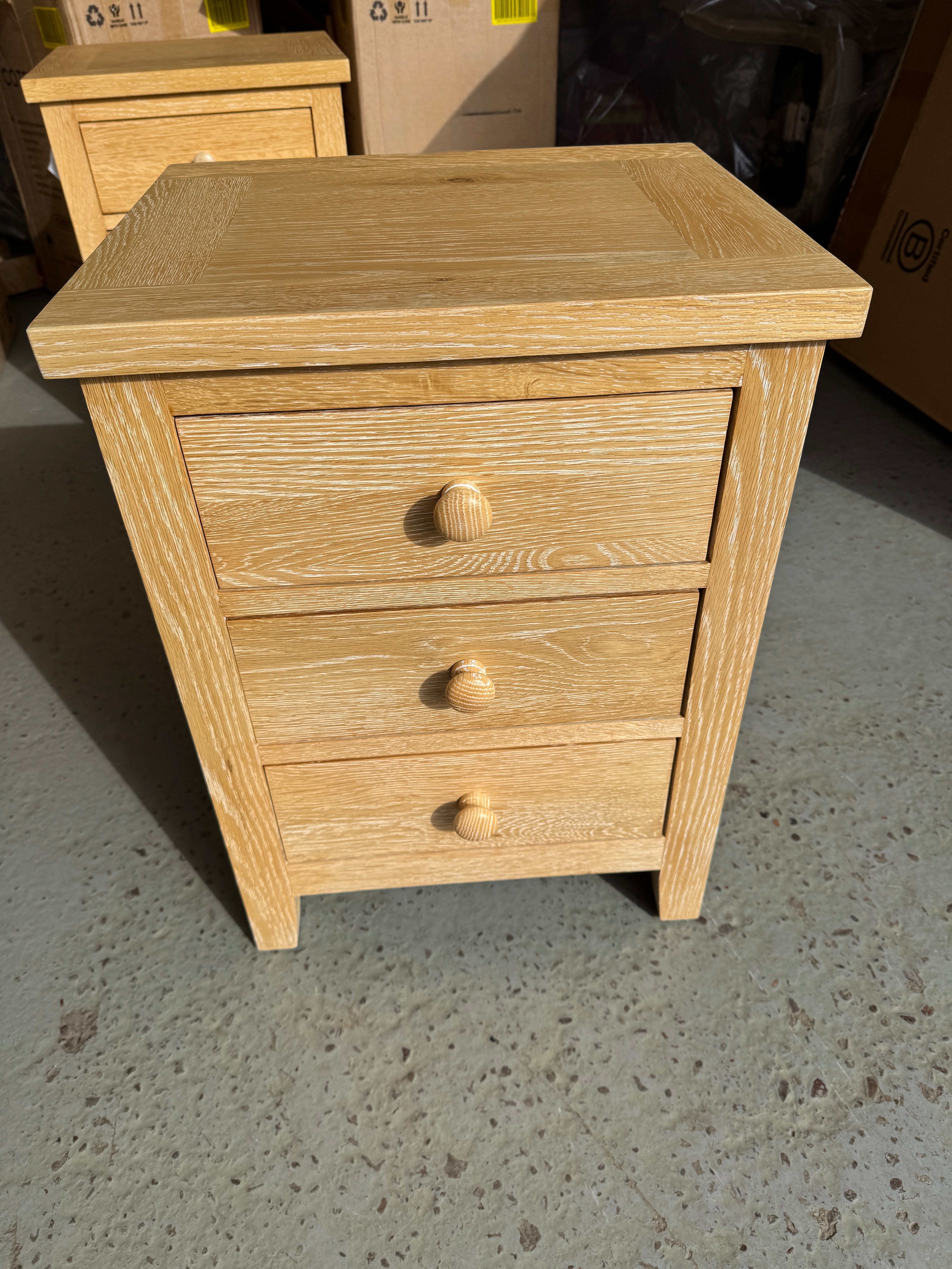 INGLESHAM WHITEWASH OAK
3 Drawer Bedside Table - set of 2 Quality Furniture Clearance Ltd