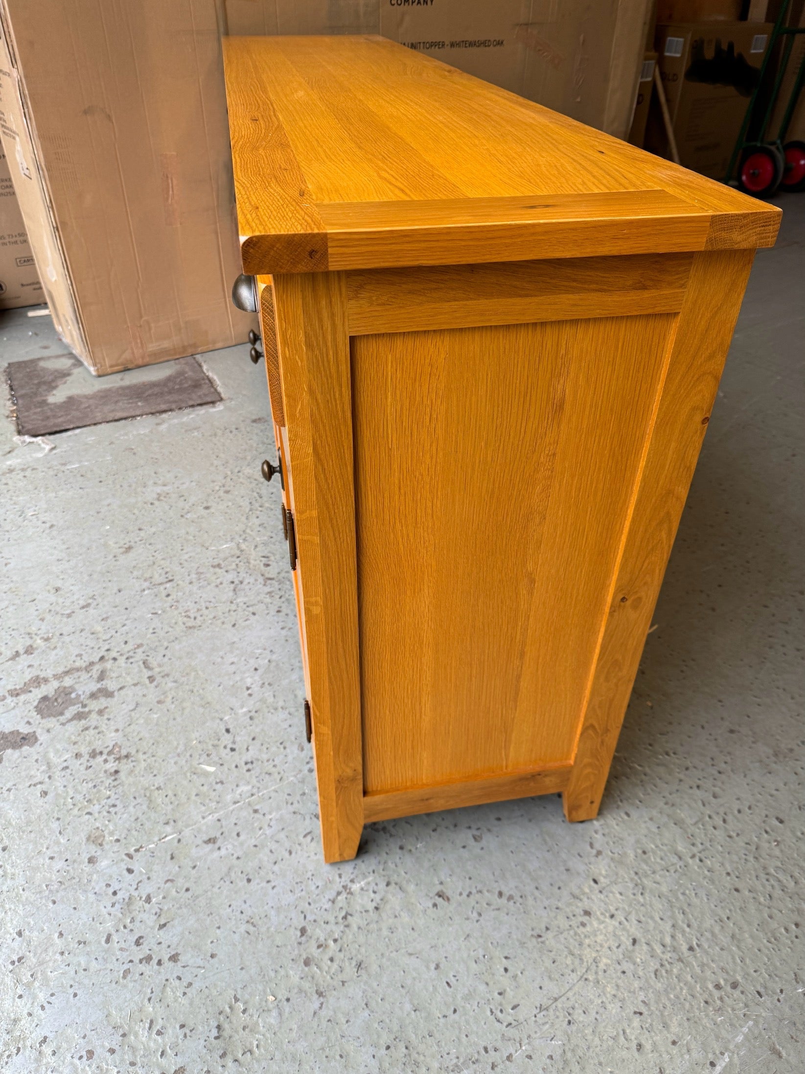 OAKLAND RUSTIC OAK Extra Large Sideboard Quality Furniture Clearance Ltd