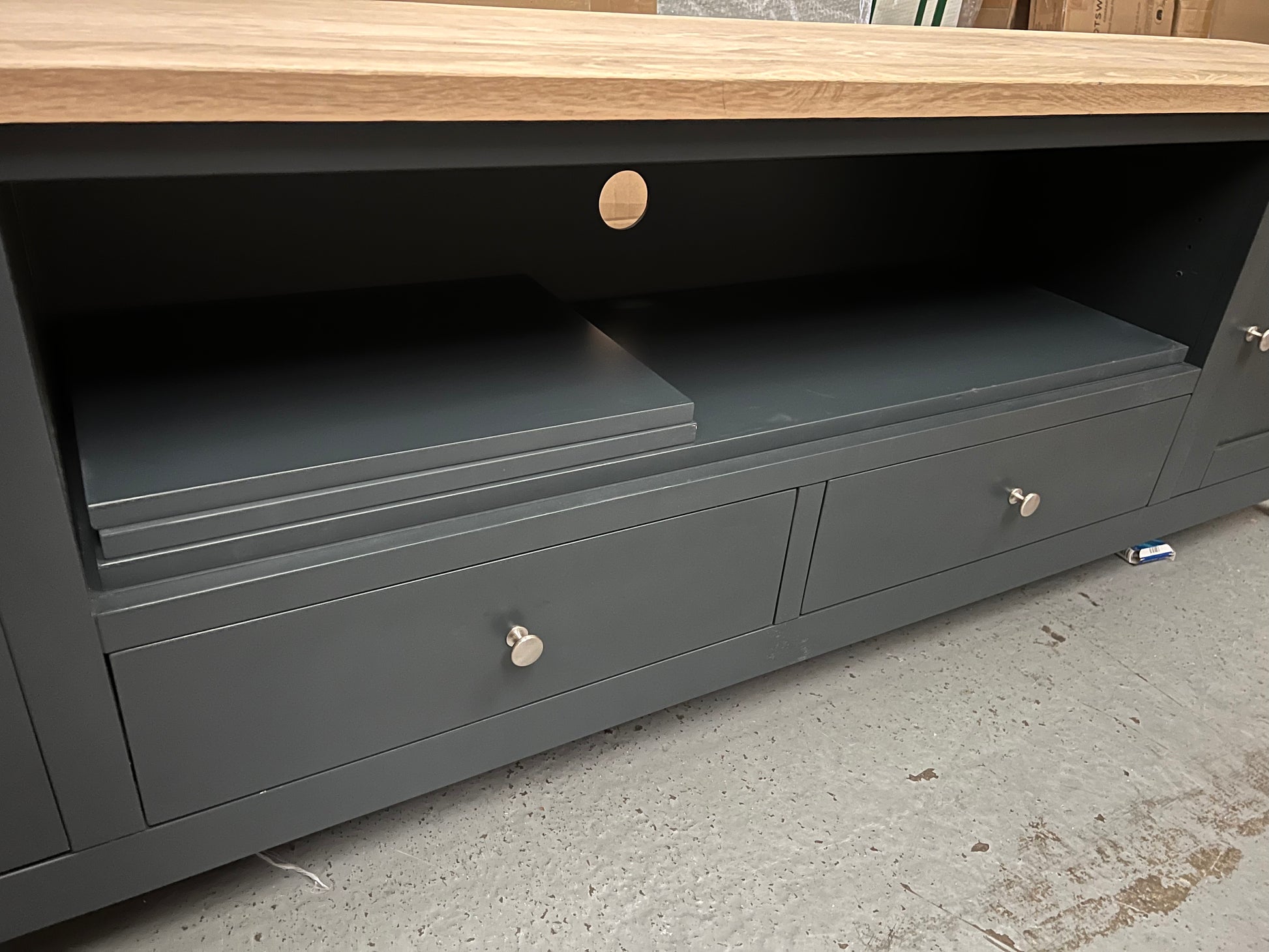 CHESTER CHARCOAL
XXL TV Stand up to 90" Quality Furniture Clearance Ltd