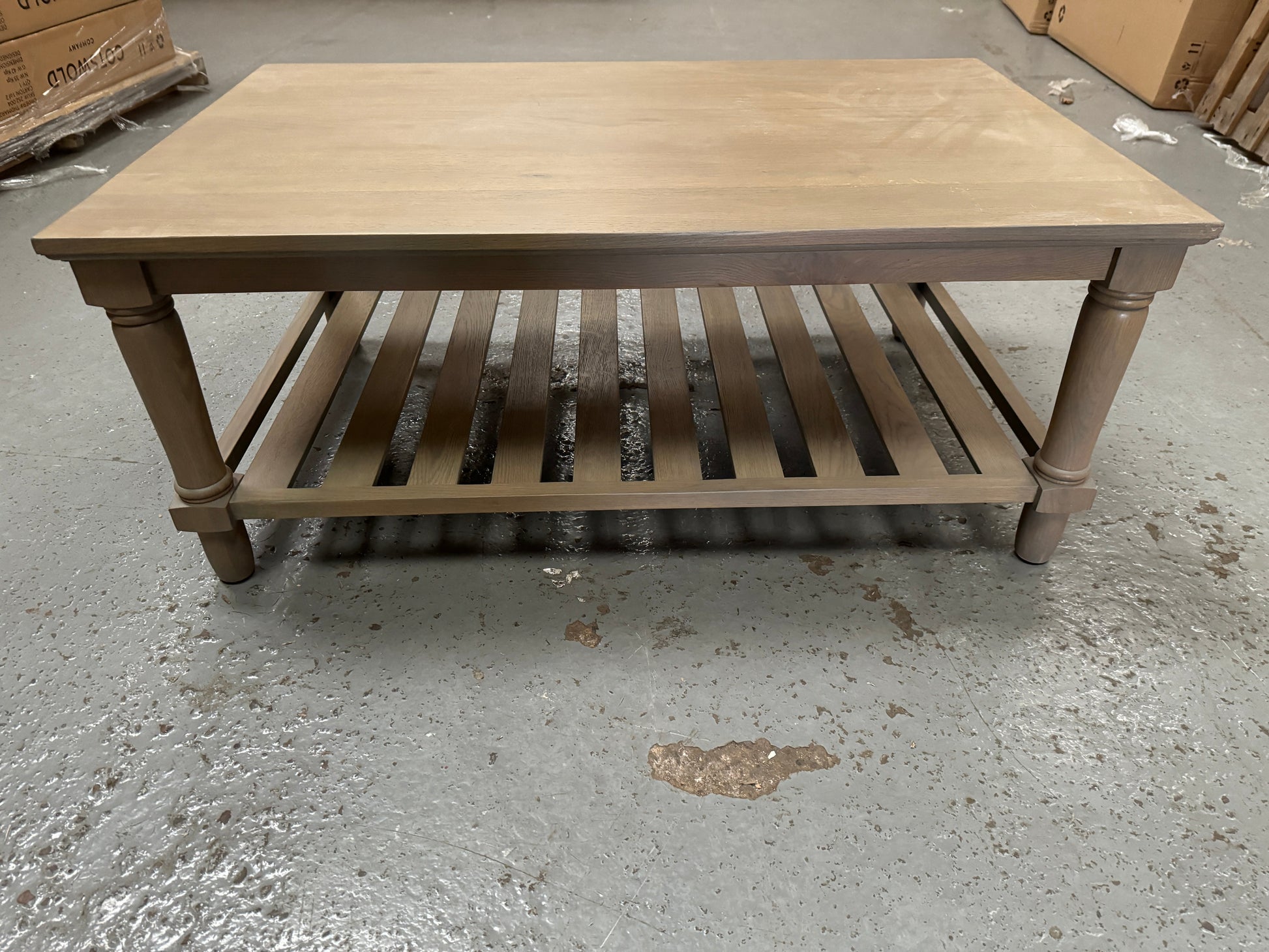 ELKSTONE SMOKED OAK
Coffee Table Quality Furniture Clearance Ltd