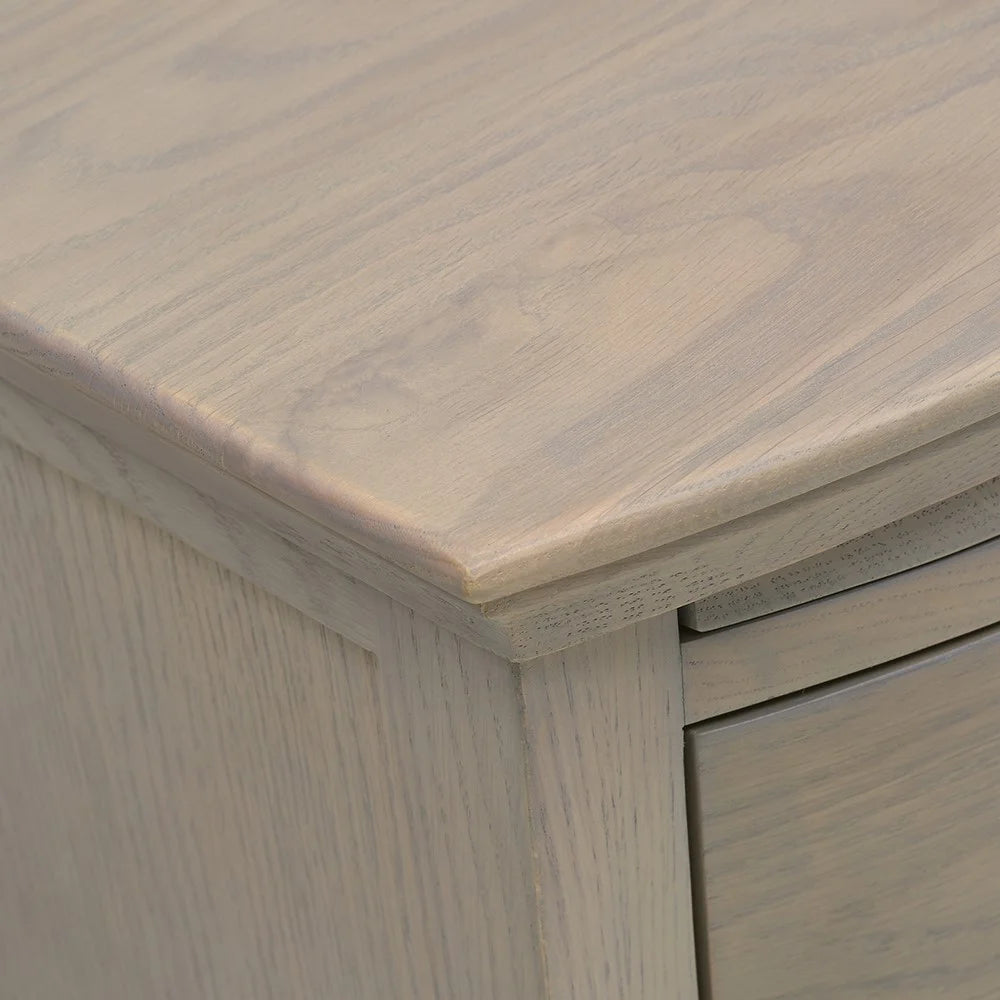 Set of 2 WINCHCOMBE SMOKED OAK 2 Drawer Bedside Tables Quality Furniture Clearance Ltd