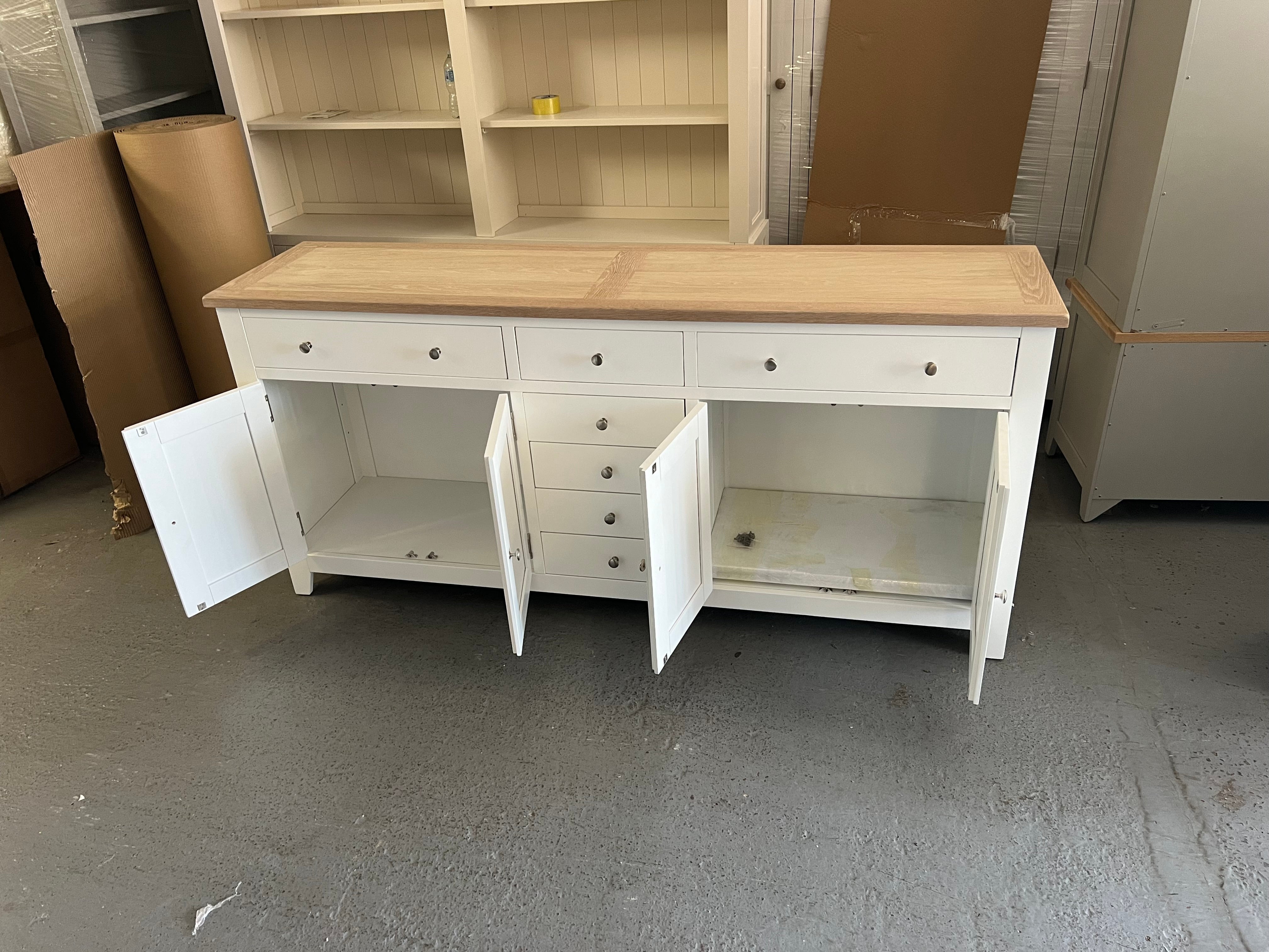 CHESTER PURE WHITE
Grand Sideboard Quality Furniture Clearance Ltd