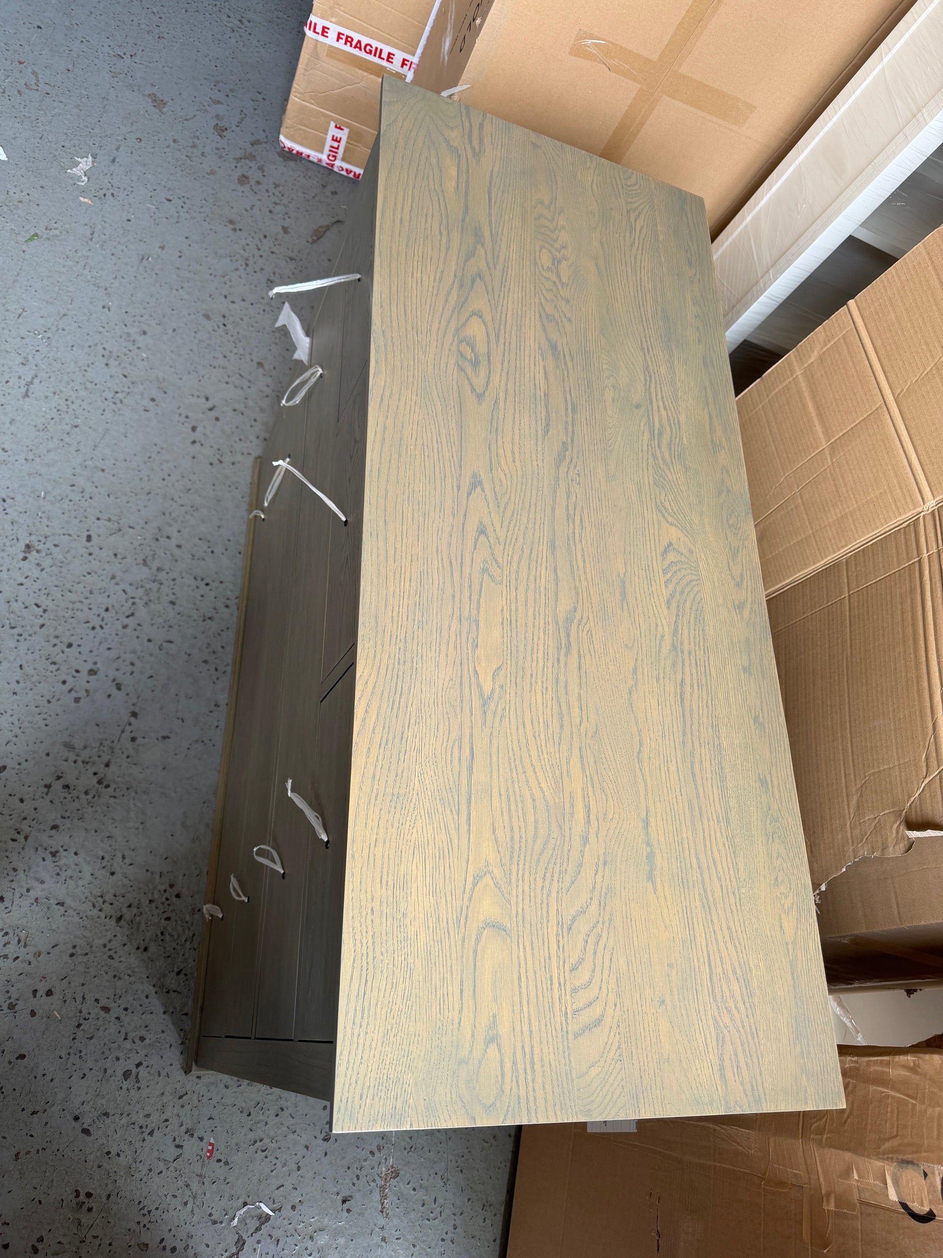 BIBURY SMOKED OAK
6 Drawer Chest of Drawers Quality Furniture Clearance Ltd