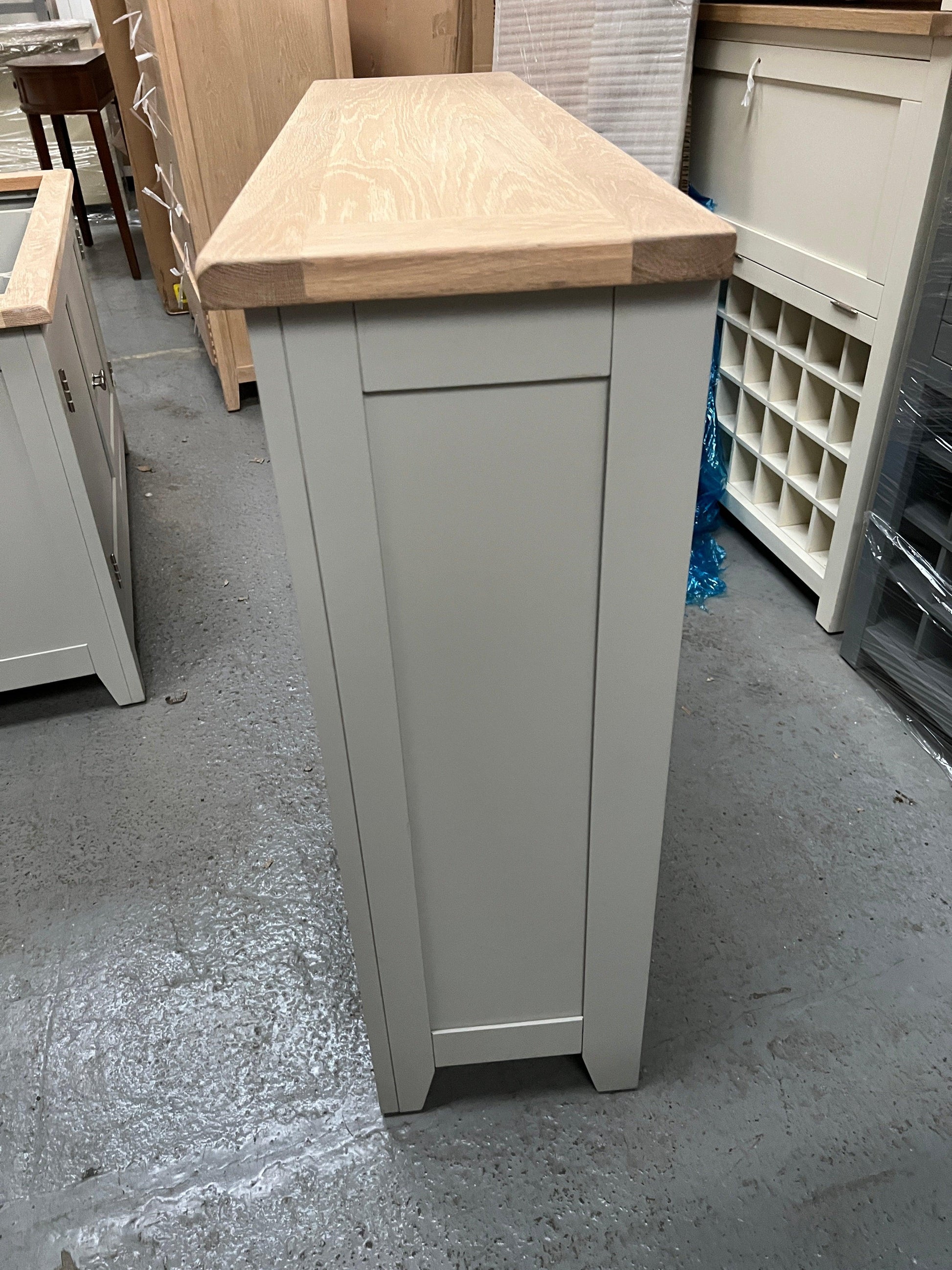 CHESTER DOVE GREY
Wine Console Quality Furniture Clearance Ltd