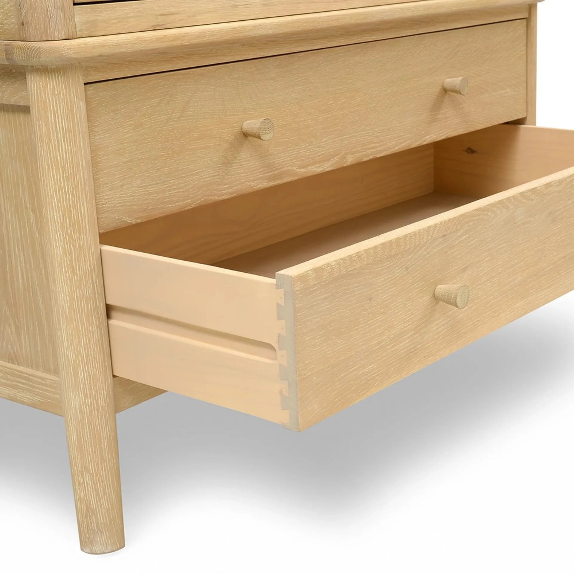 BERKELEY NORDIC OAK
Double Wardrobe Quality Furniture Clearance Ltd