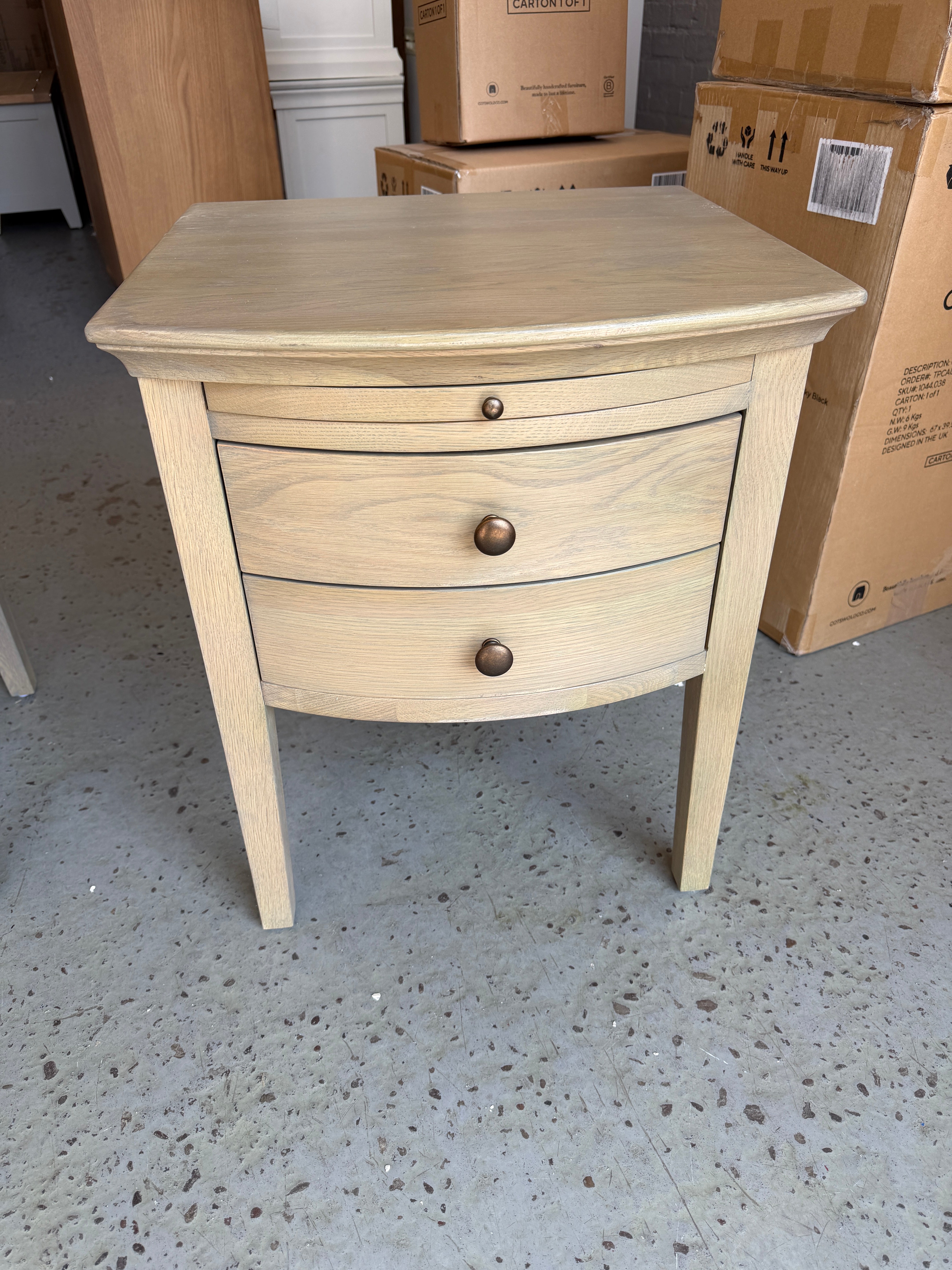 Set of 2 WINCHCOMBE SMOKED OAK 2 Drawer Bedside Tables Quality Furniture Clearance Ltd