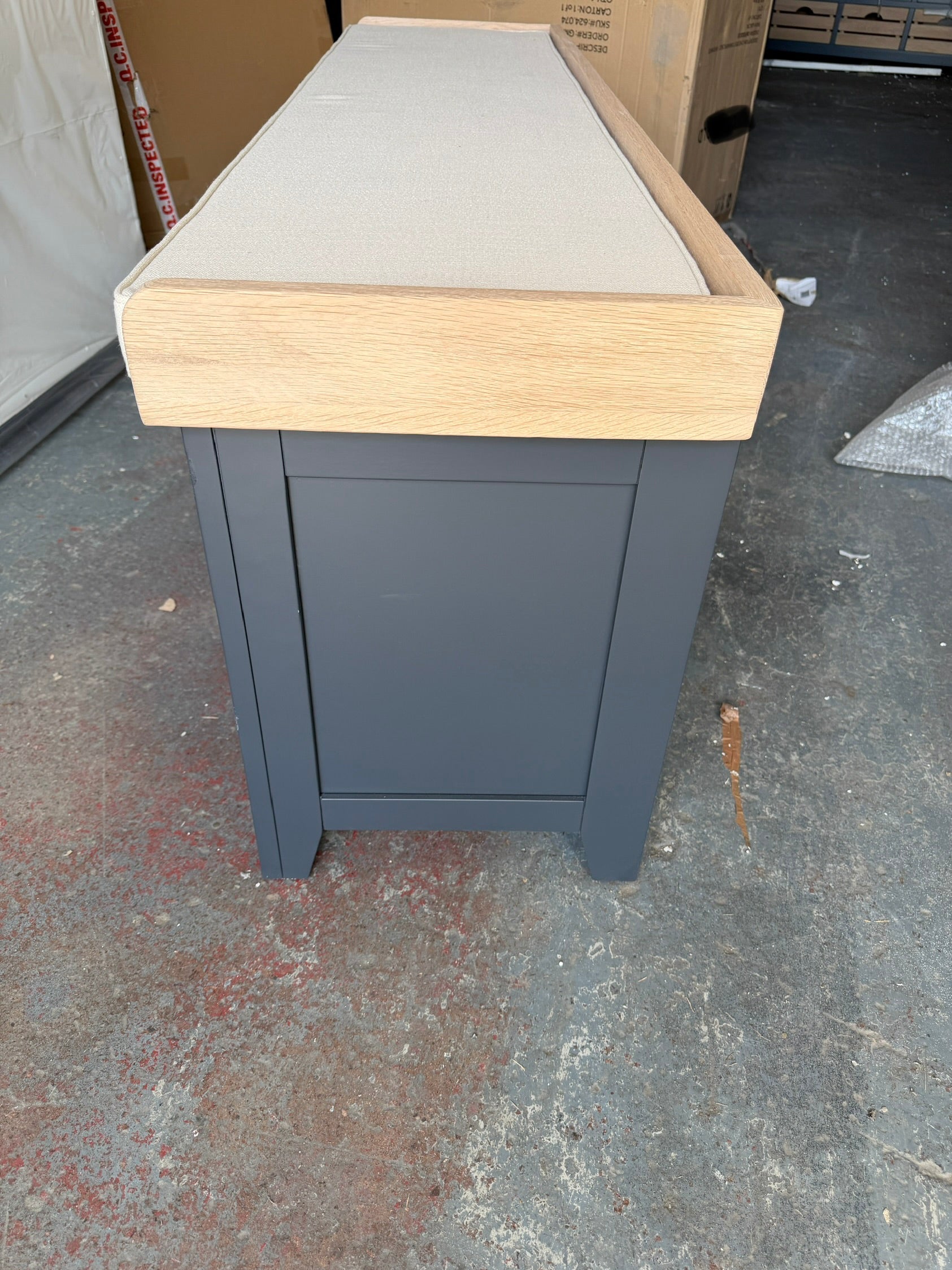 CHESTER CHARCOAL
4 Drawer Shoe Bench Quality Furniture Clearance Ltd