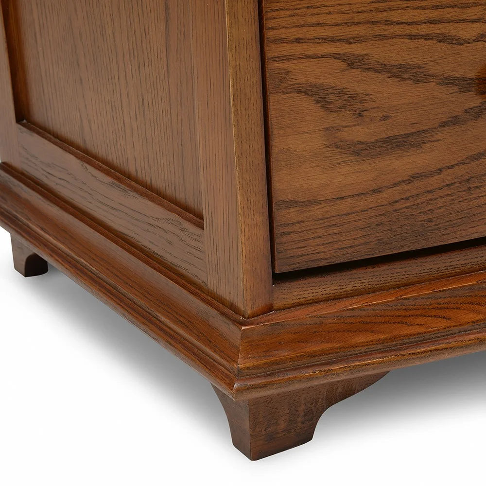 WINCHCOMBE DARK OAK
Low and Wide 6 Drawer Chest Quality Furniture Clearance Ltd