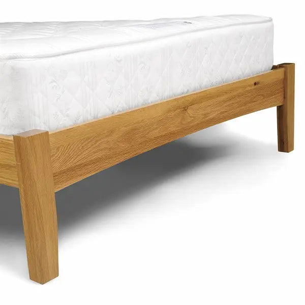 APPLEBY LIGHT OAK
4ft 6" Double Bed Quality Furniture Clearance Ltd