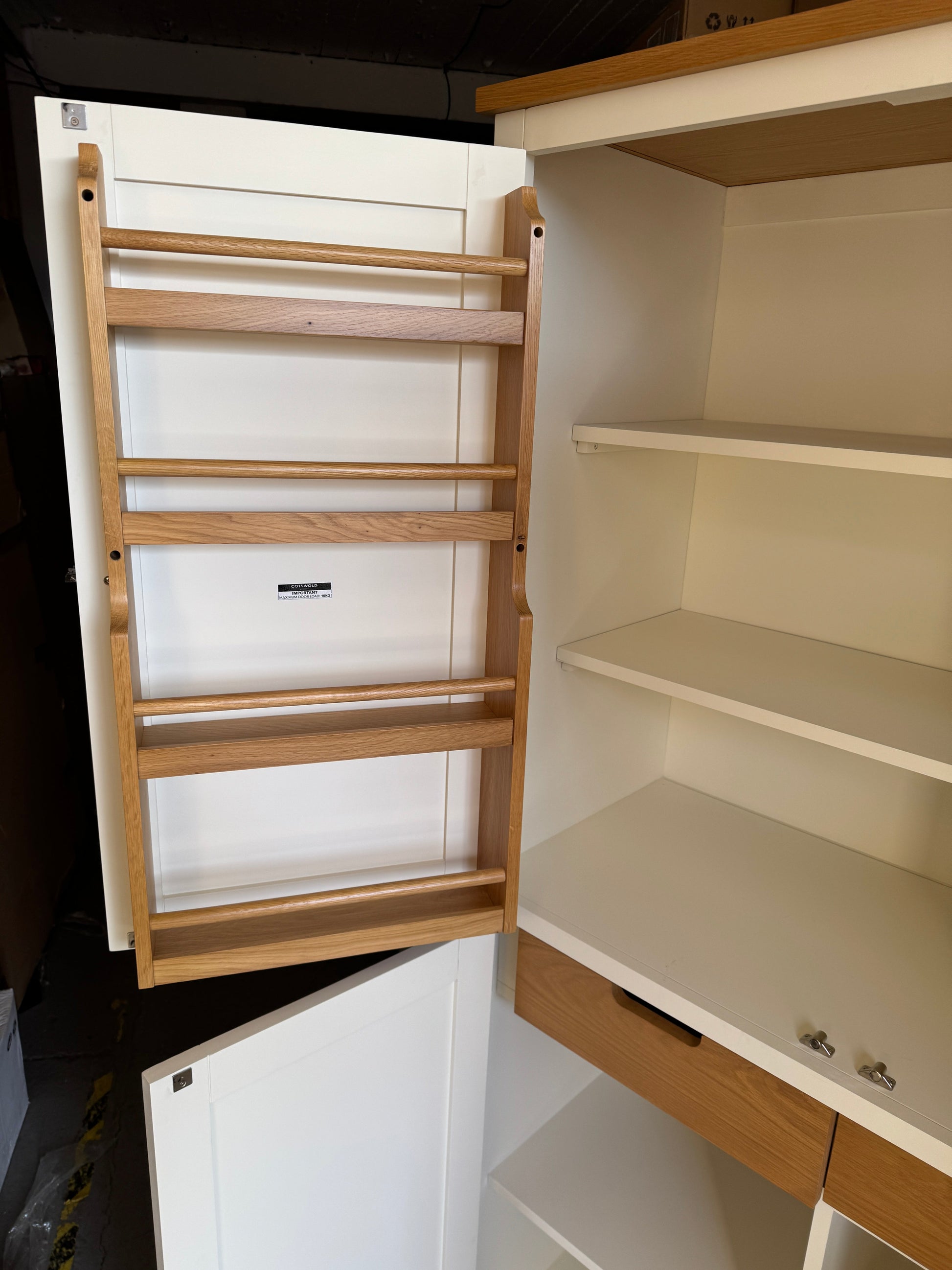 SIMPLY COTSWOLD CLASSIC CREAM Double Larder furniture delivered