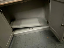 Load image into Gallery viewer, CHESTER DOVE GREY
Hideaway Media Unit Quality Furniture Clearance Ltd
