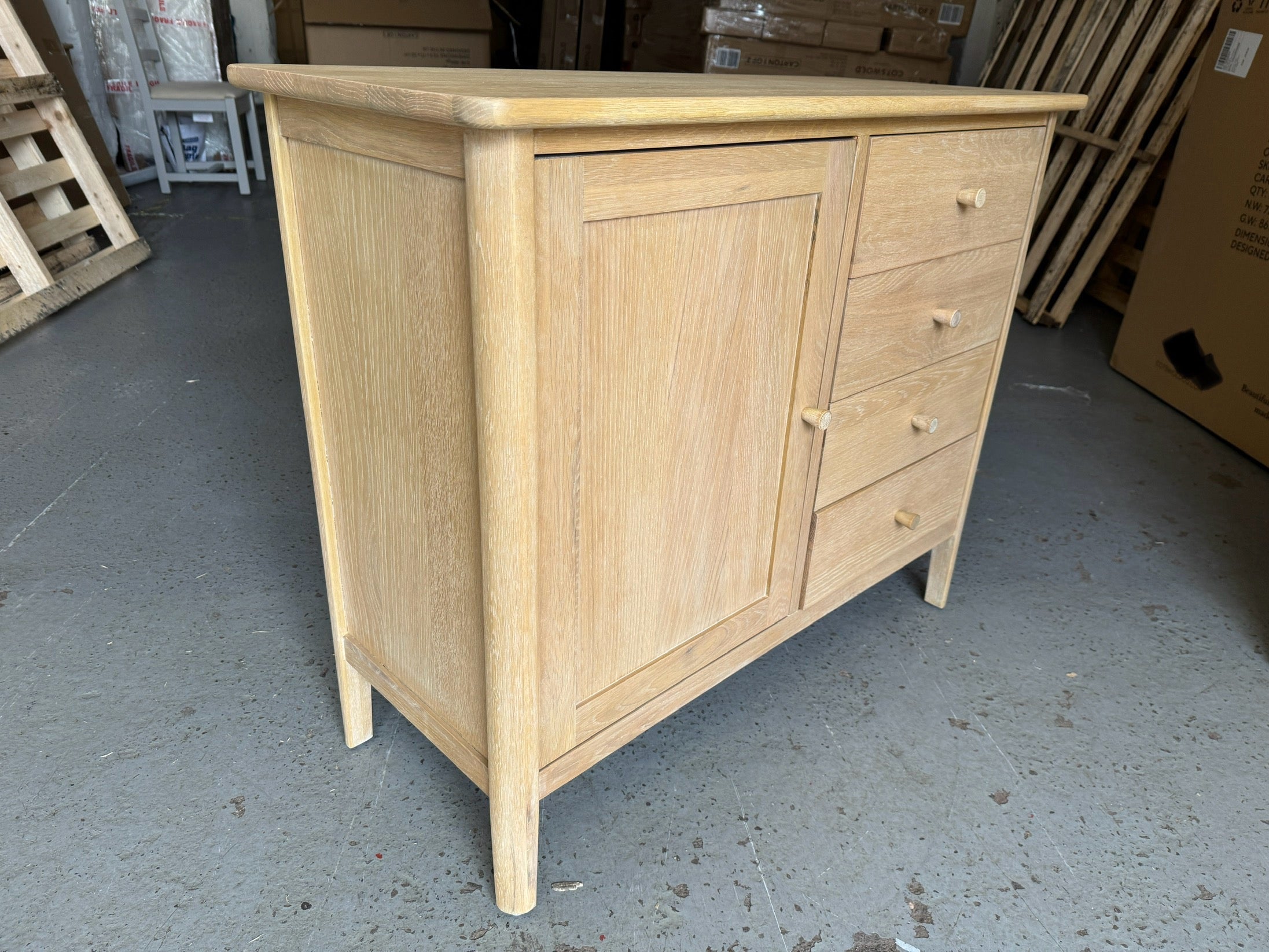 BERKELEY NORDIC OAK Small Sideboard Quality Furniture Clearance Ltd