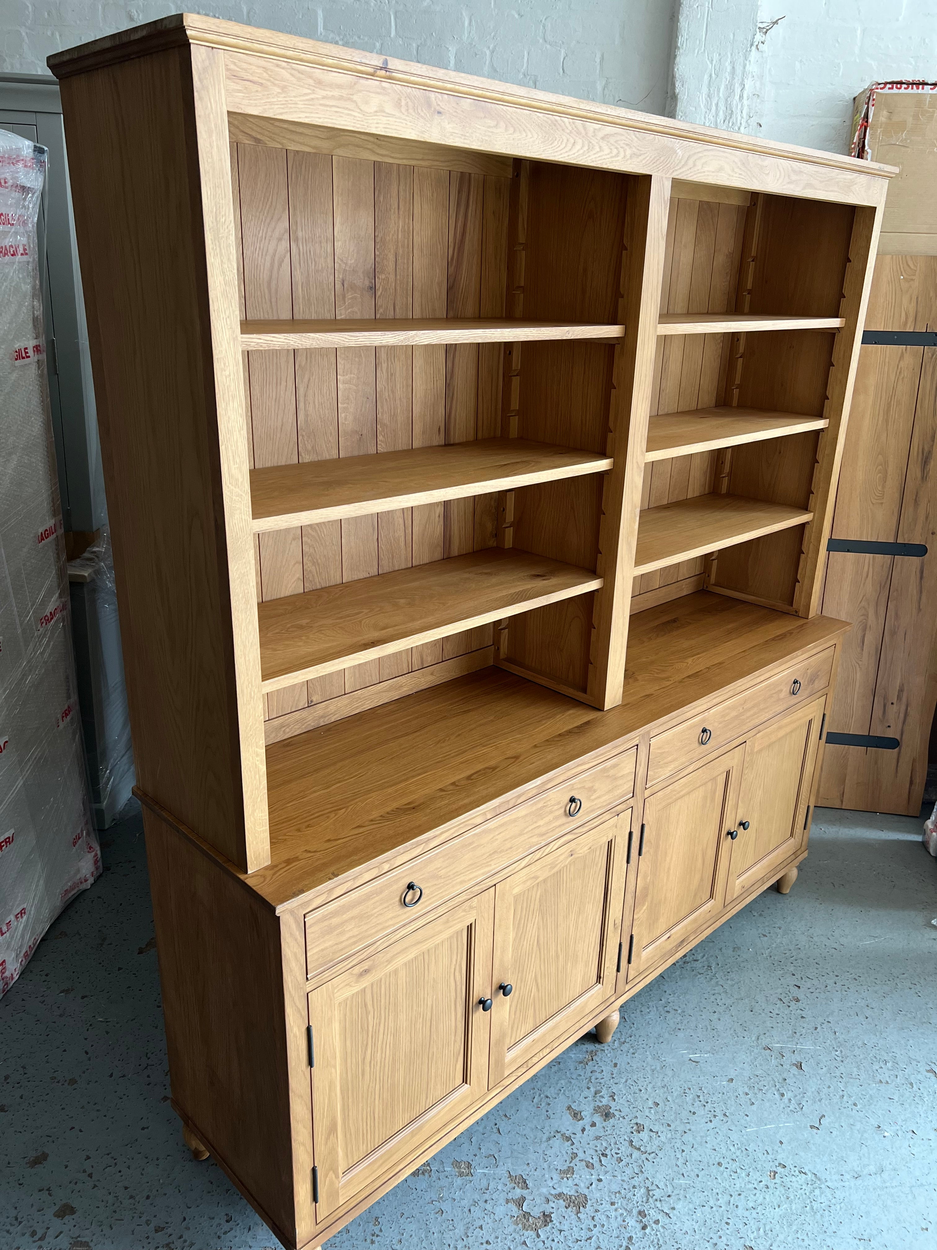 ELKSTONE MELLOW OAK
Grand Dresser Quality Furniture Clearance Ltd